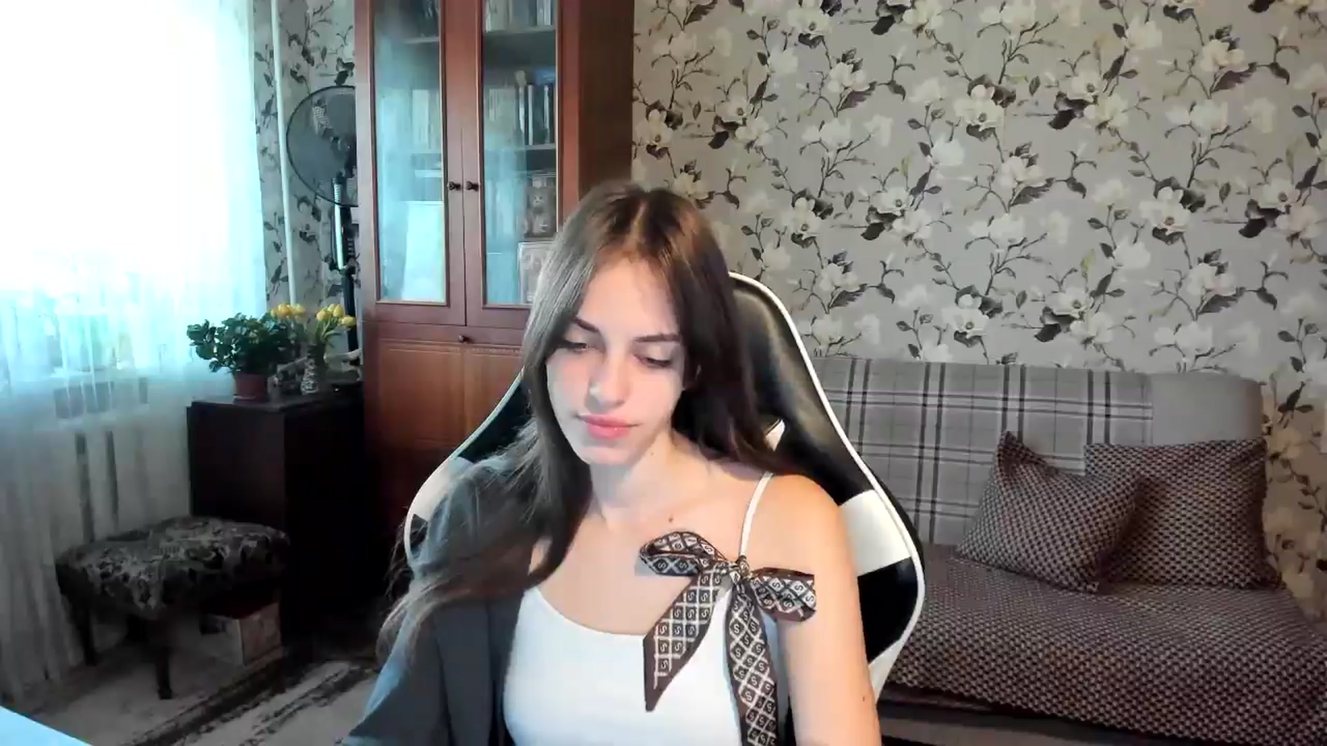 Gallery image thumbnail from Dashamoxy's myfreecams stream on, 10/24/2025, 09:43 image 5 of 20