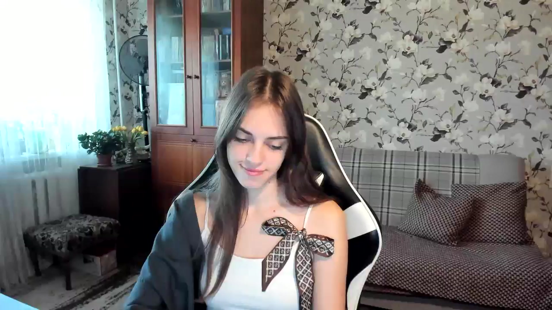Gallery image thumbnail from Dashamoxy's myfreecams stream on, 10/24/2025, 09:43 image 16 of 20
