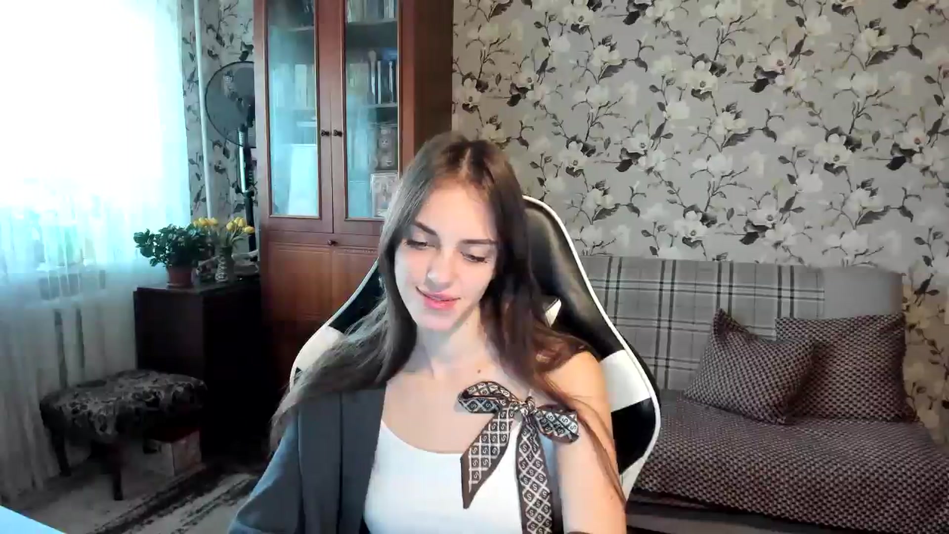 Gallery image thumbnail from Dashamoxy's myfreecams stream on, 10/24/2025, 09:43 image 3 of 20