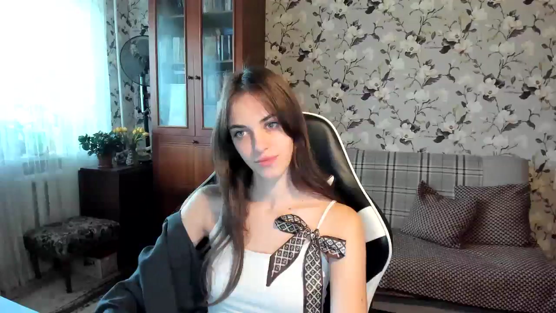 Gallery image thumbnail from Dashamoxy's myfreecams stream on, 10/24/2025, 09:43 image 20 of 20