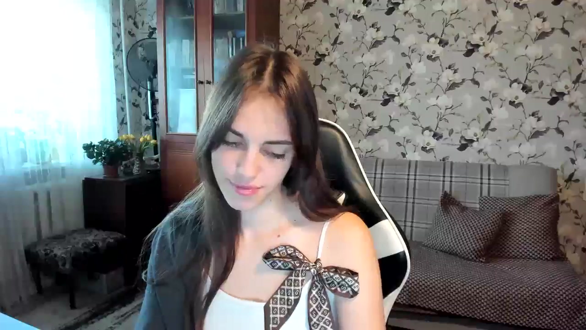 Gallery image thumbnail from Dashamoxy's myfreecams stream on, 10/24/2025, 09:43 image 9 of 20