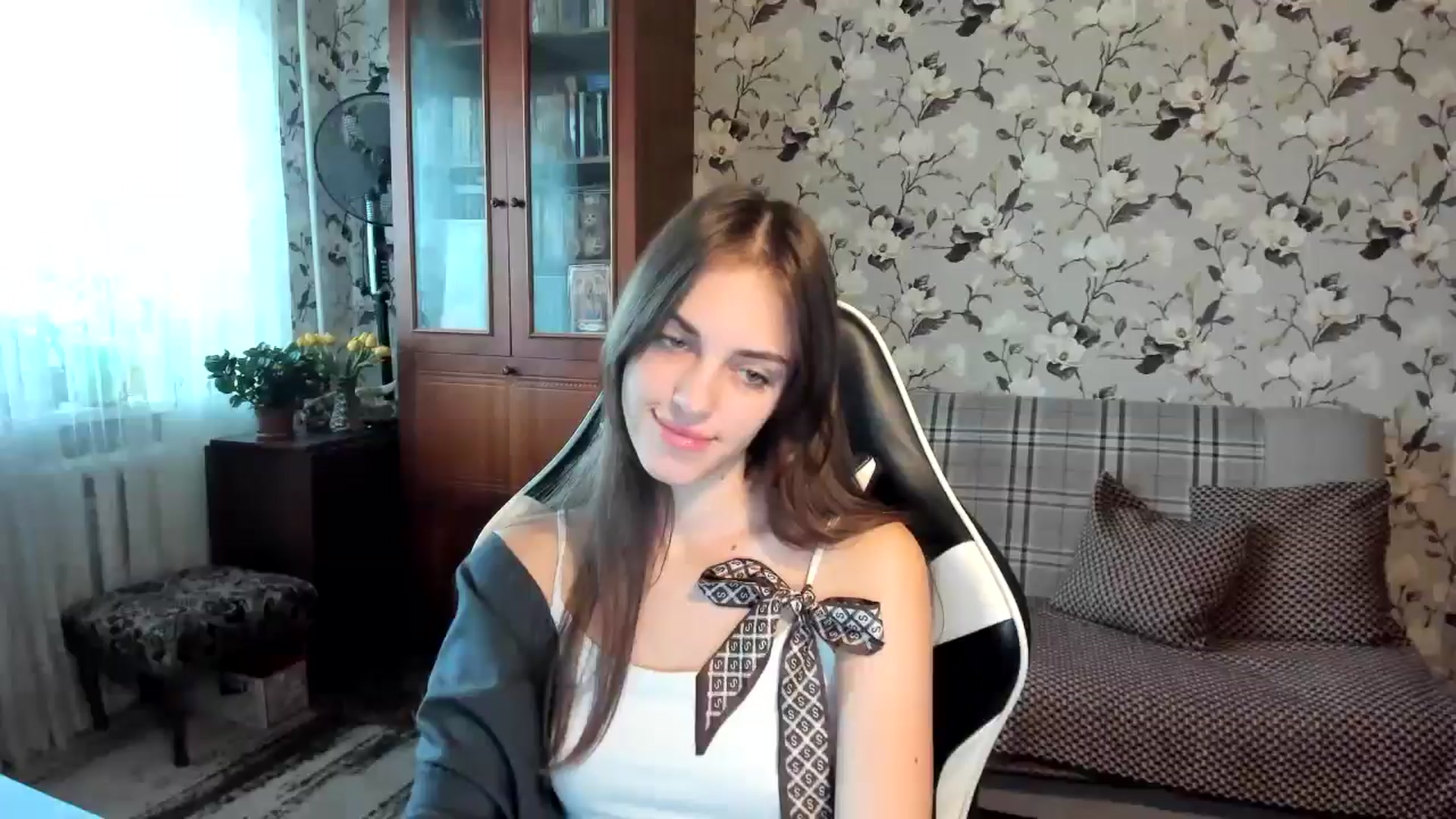 Gallery image thumbnail from Dashamoxy's myfreecams stream on, 10/24/2025, 09:43 image 19 of 20