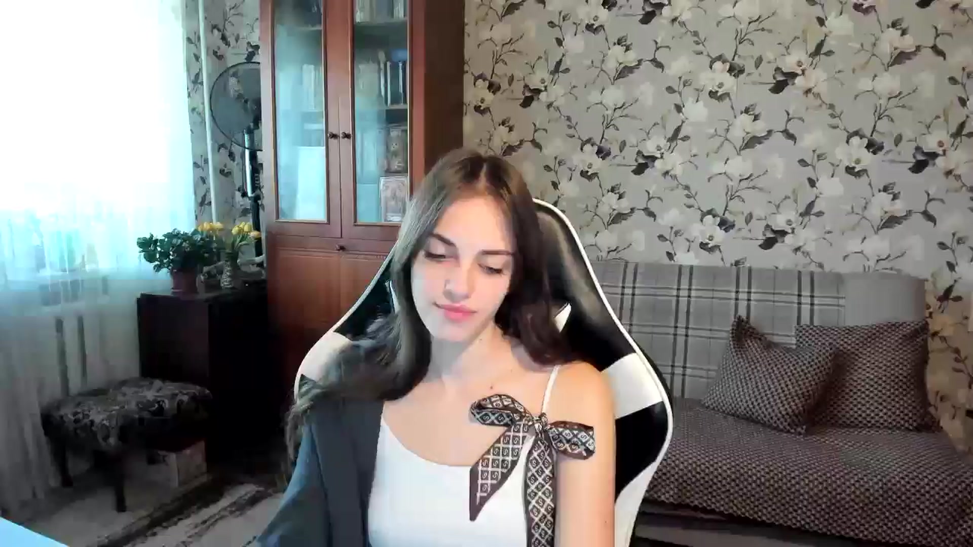 Gallery image thumbnail from Dashamoxy's myfreecams stream on, 10/24/2025, 09:43 image 12 of 20