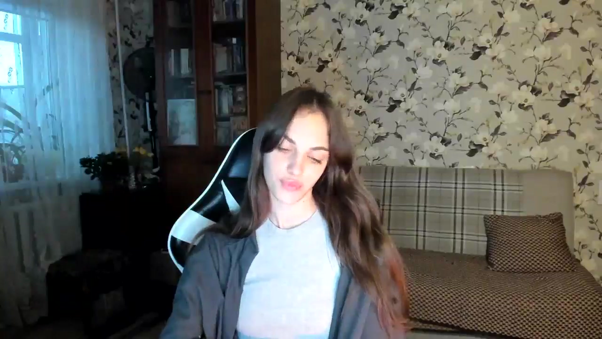 Gallery image thumbnail from Dashamoxy's myfreecams stream on, 10/27/2025, 13:55 image 14 of 20
