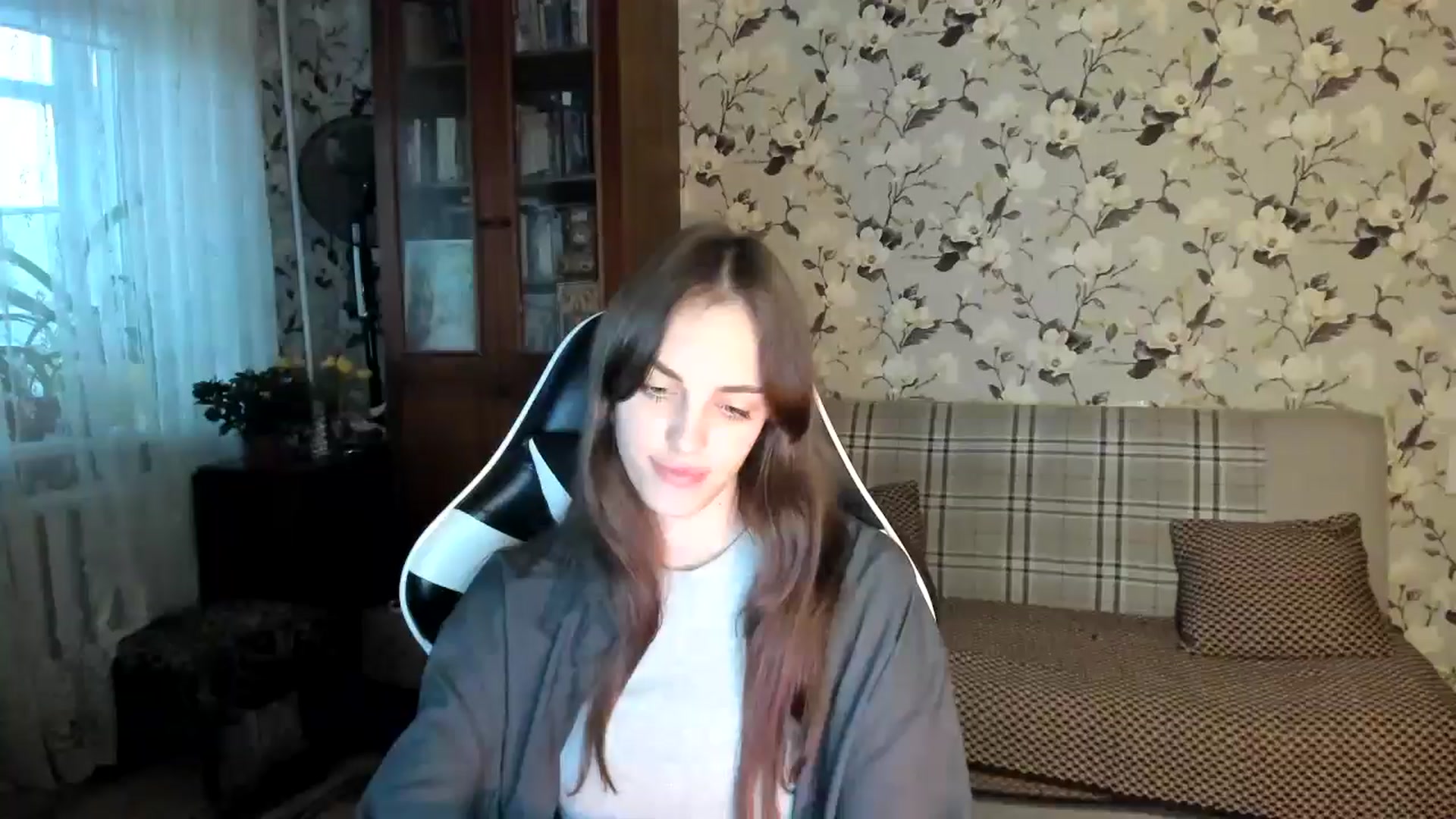 Gallery image thumbnail from Dashamoxy's myfreecams stream on, 10/27/2025, 13:55 image 5 of 20