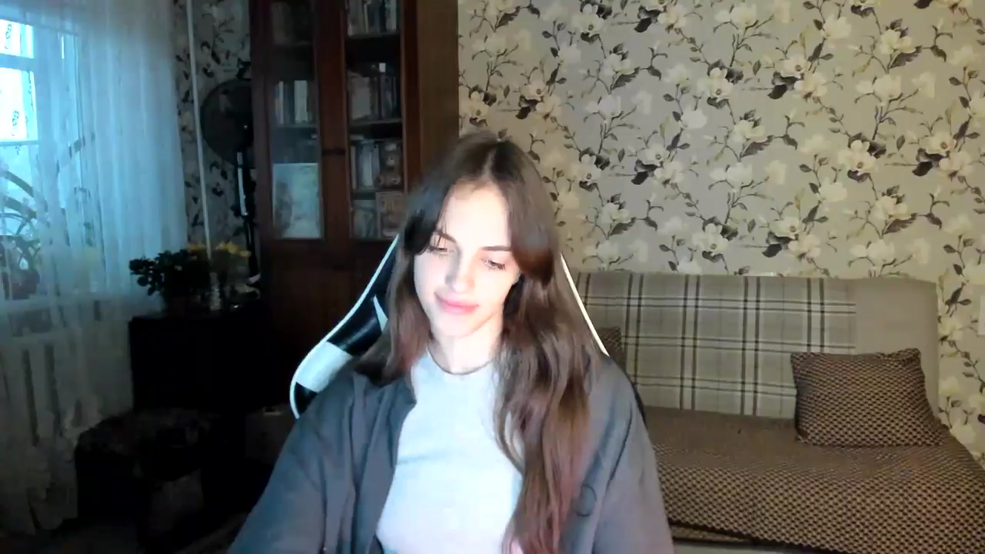 Gallery image thumbnail from Dashamoxy's myfreecams stream on, 10/27/2025, 13:55 image 19 of 20
