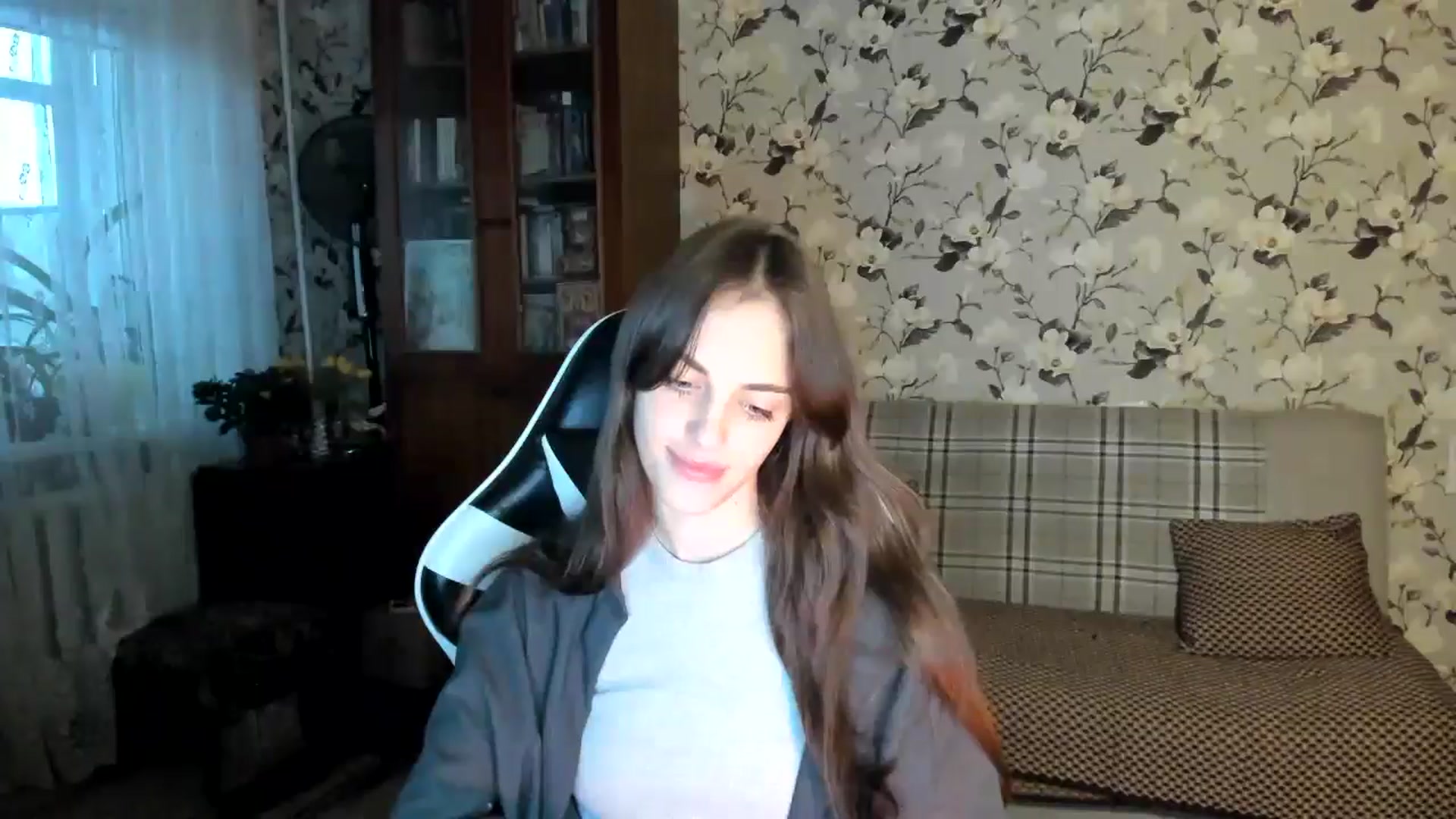 Gallery image thumbnail from Dashamoxy's myfreecams stream on, 10/27/2025, 13:55 image 15 of 20