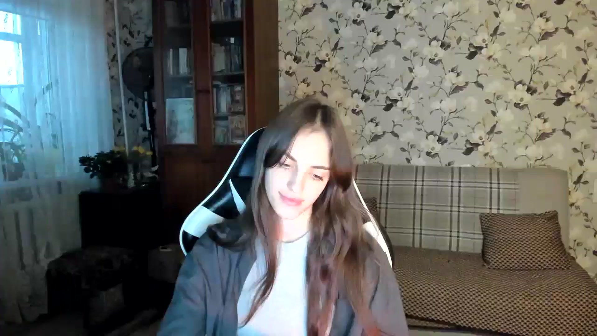 Gallery image thumbnail from Dashamoxy's myfreecams stream on, 10/27/2025, 13:55 image 17 of 20