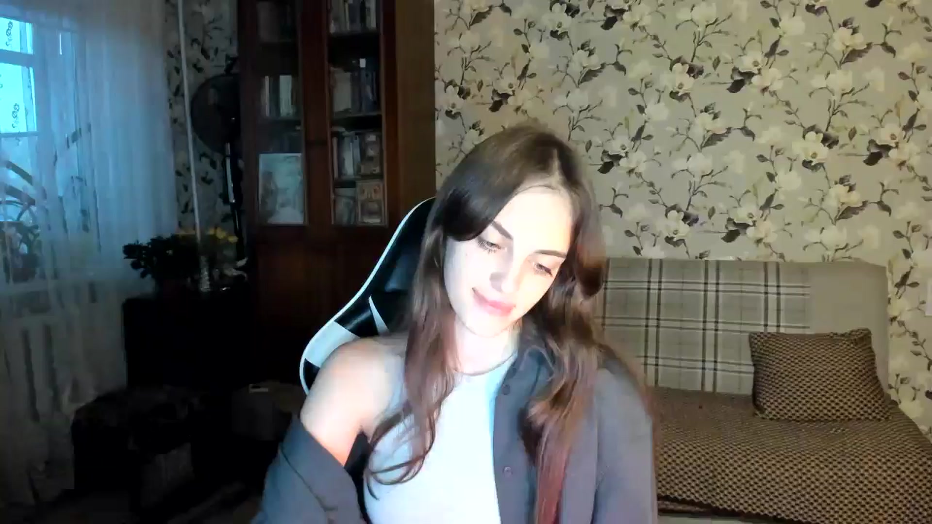 Gallery image thumbnail from Dashamoxy's myfreecams stream on, 10/27/2025, 14:17 image 13 of 20