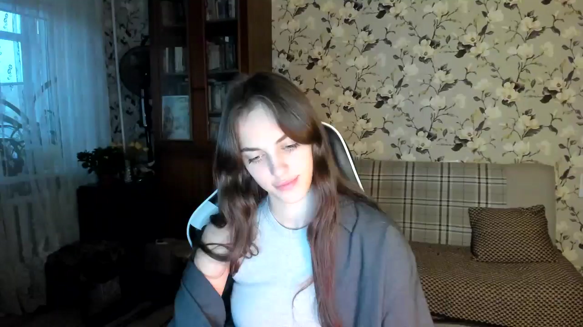 Gallery image thumbnail from Dashamoxy's myfreecams stream on, 10/27/2025, 14:17 image 4 of 20