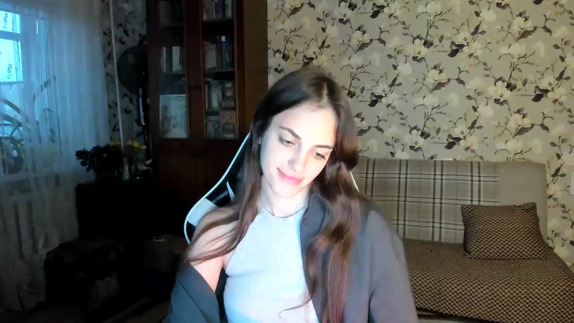 Gallery image thumbnail from Dashamoxy's myfreecams stream on, 10/27/2025, 14:17 image 7 of 20