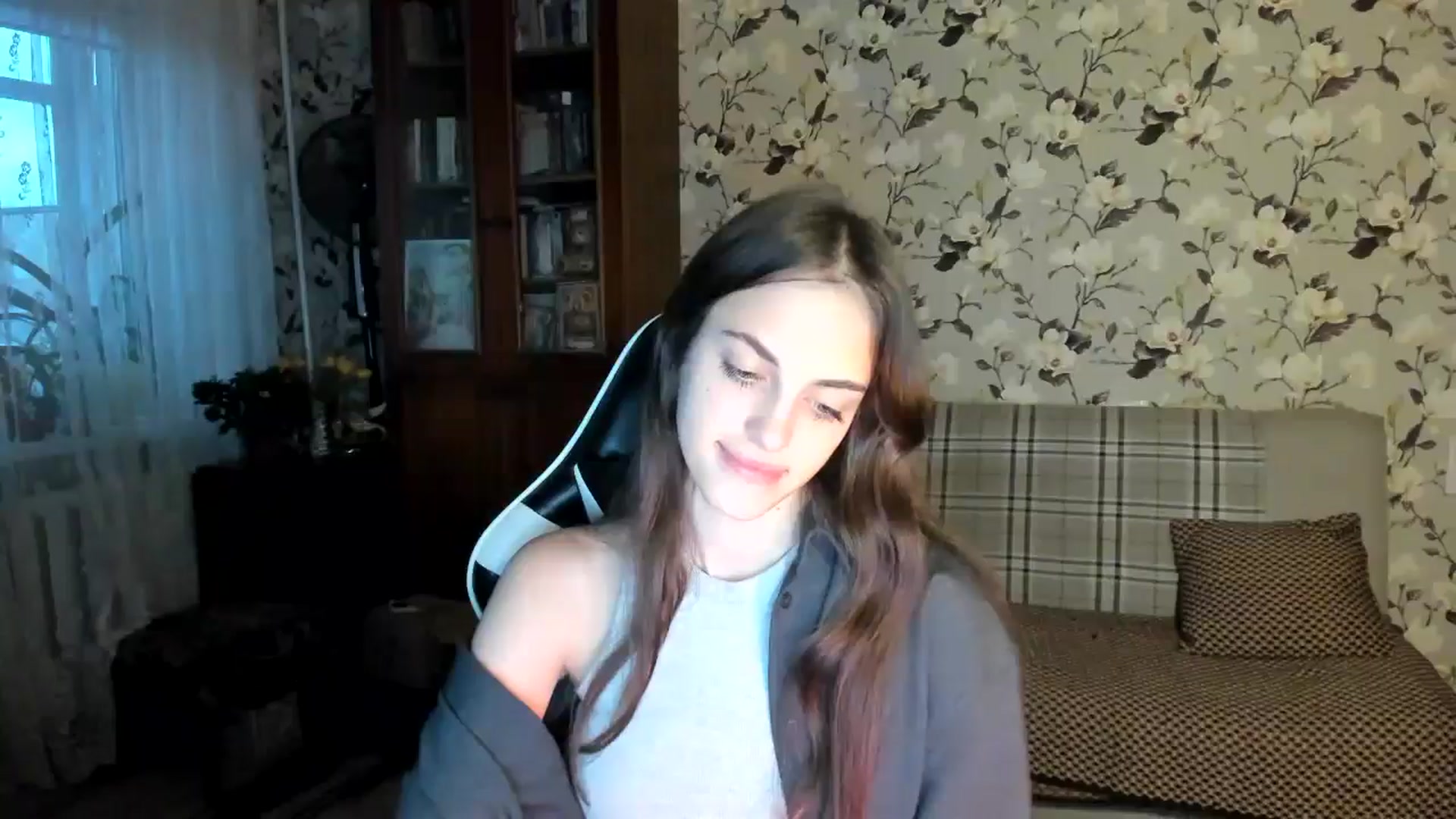 Gallery image thumbnail from Dashamoxy's myfreecams stream on, 10/27/2025, 14:17 image 9 of 20