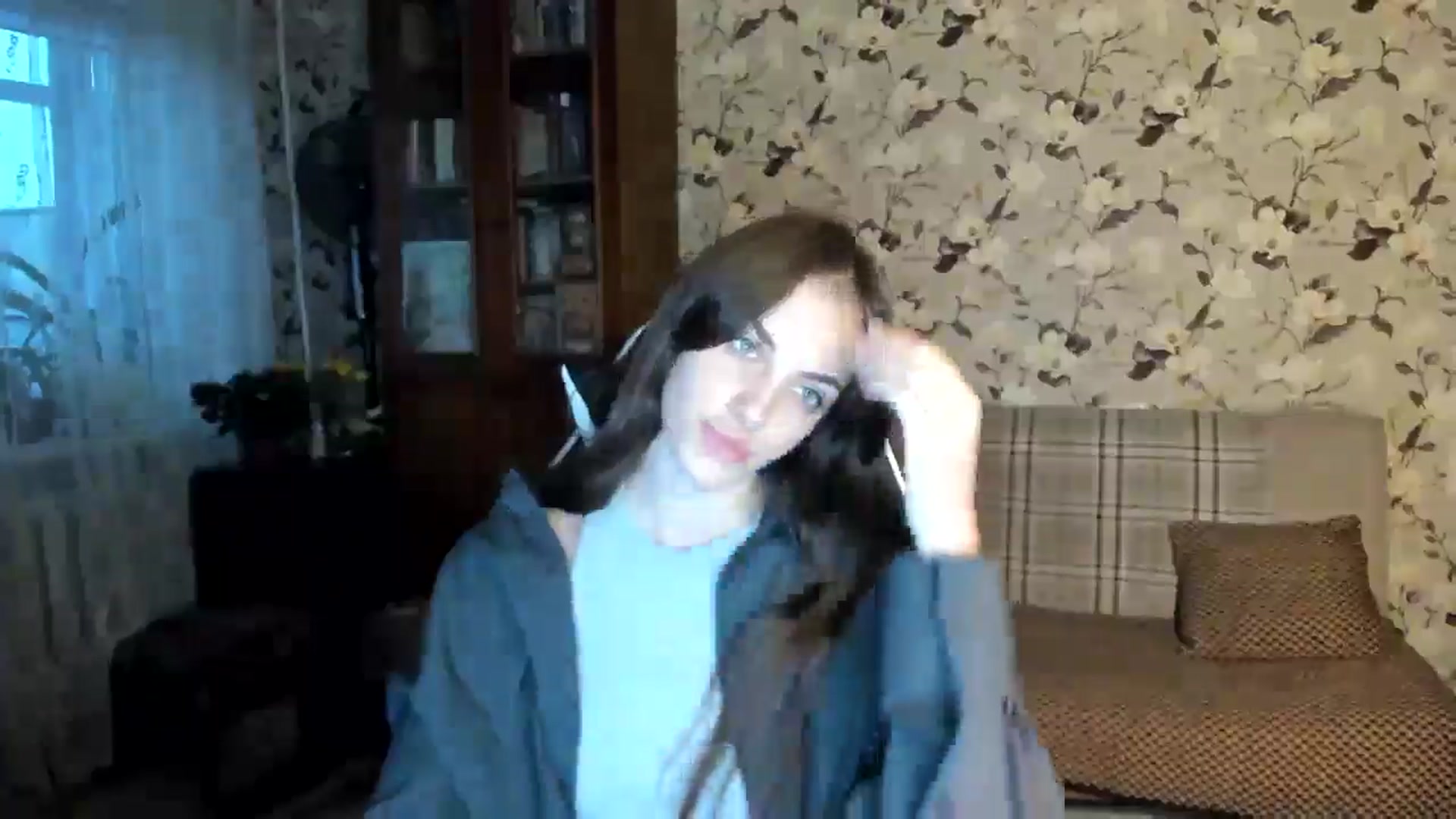 Gallery image thumbnail from Dashamoxy's myfreecams stream on, 10/27/2025, 14:17 image 18 of 20