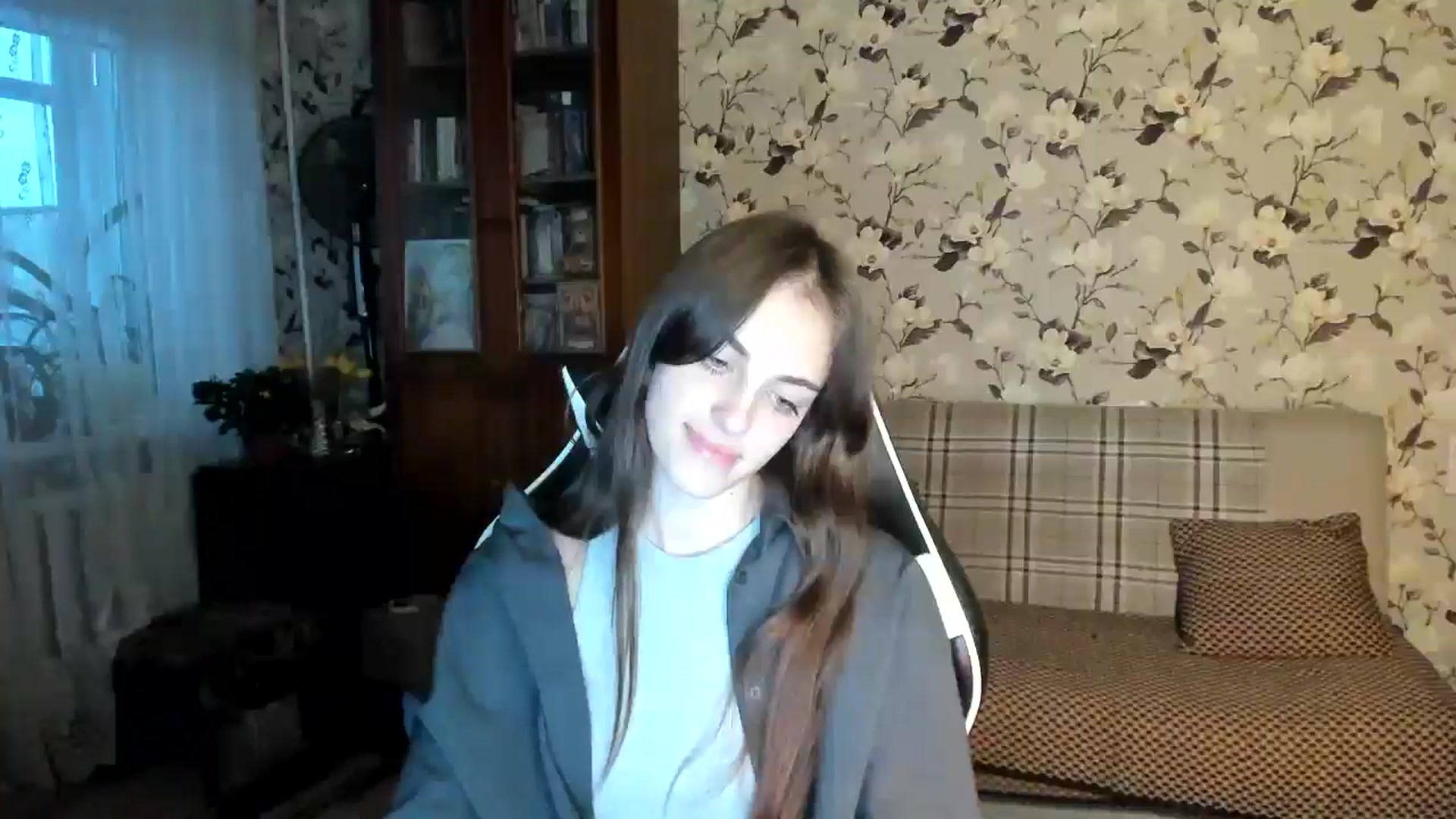 Gallery image thumbnail from Dashamoxy's myfreecams stream on, 10/27/2025, 14:17 image 19 of 20