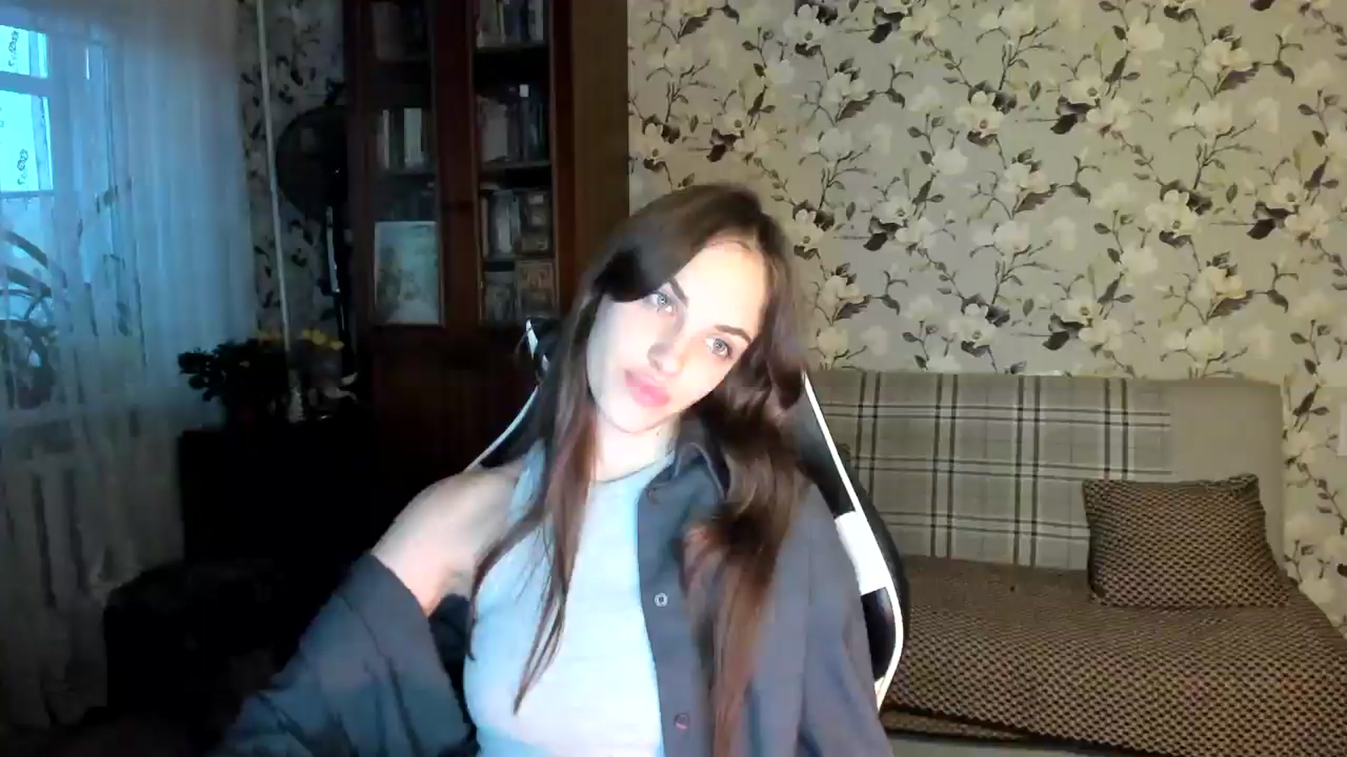 Gallery image thumbnail from Dashamoxy's myfreecams stream on, 10/27/2025, 14:17 image 14 of 20
