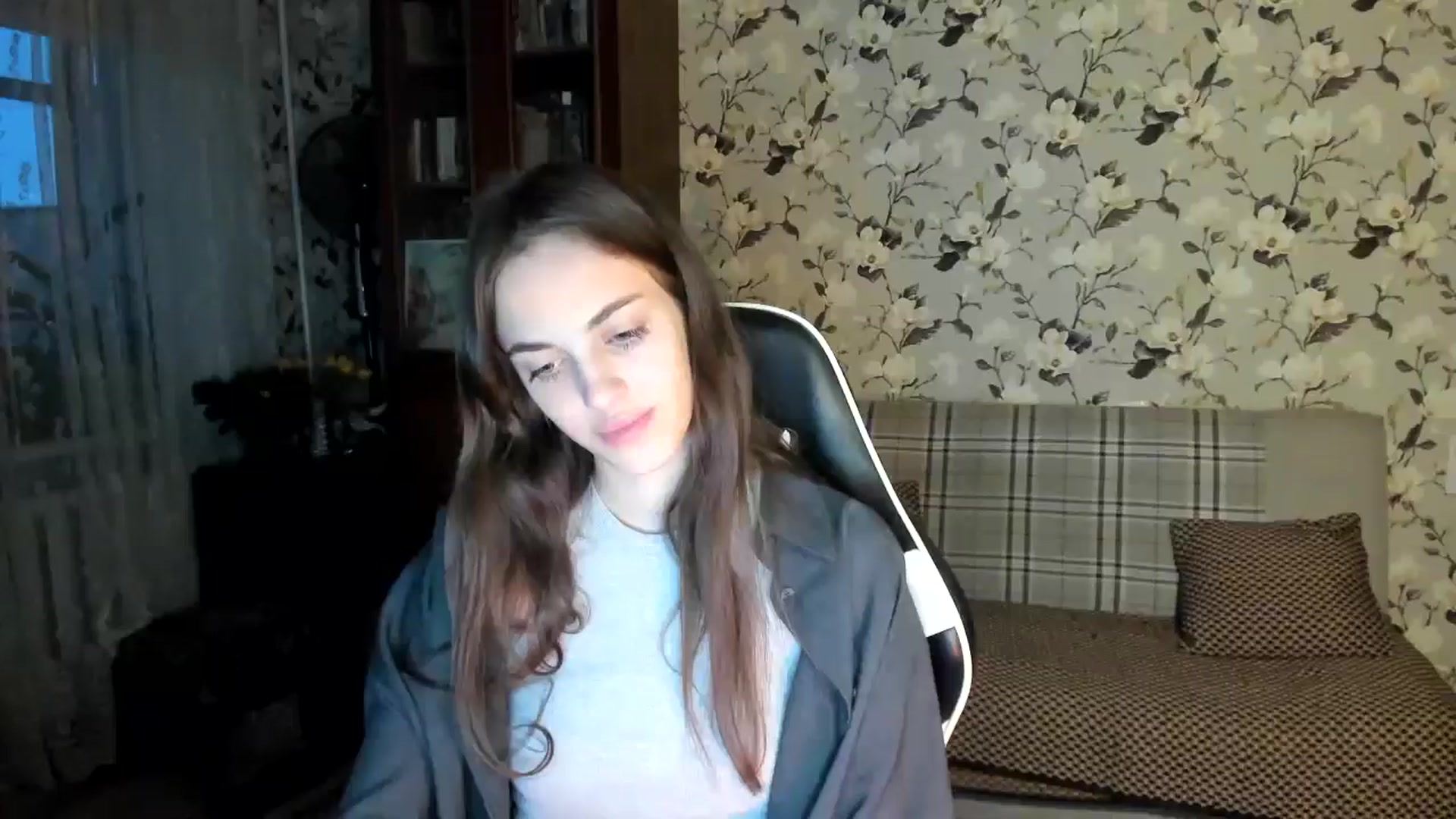 Gallery image thumbnail from Dashamoxy's myfreecams stream on, 10/27/2025, 15:11 image 6 of 20