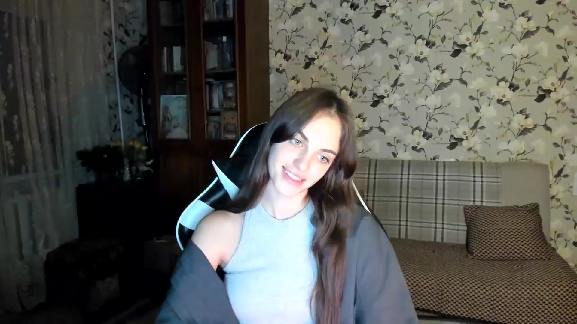 Gallery image thumbnail from Dashamoxy's myfreecams stream on, 10/27/2025, 15:11 image 20 of 20
