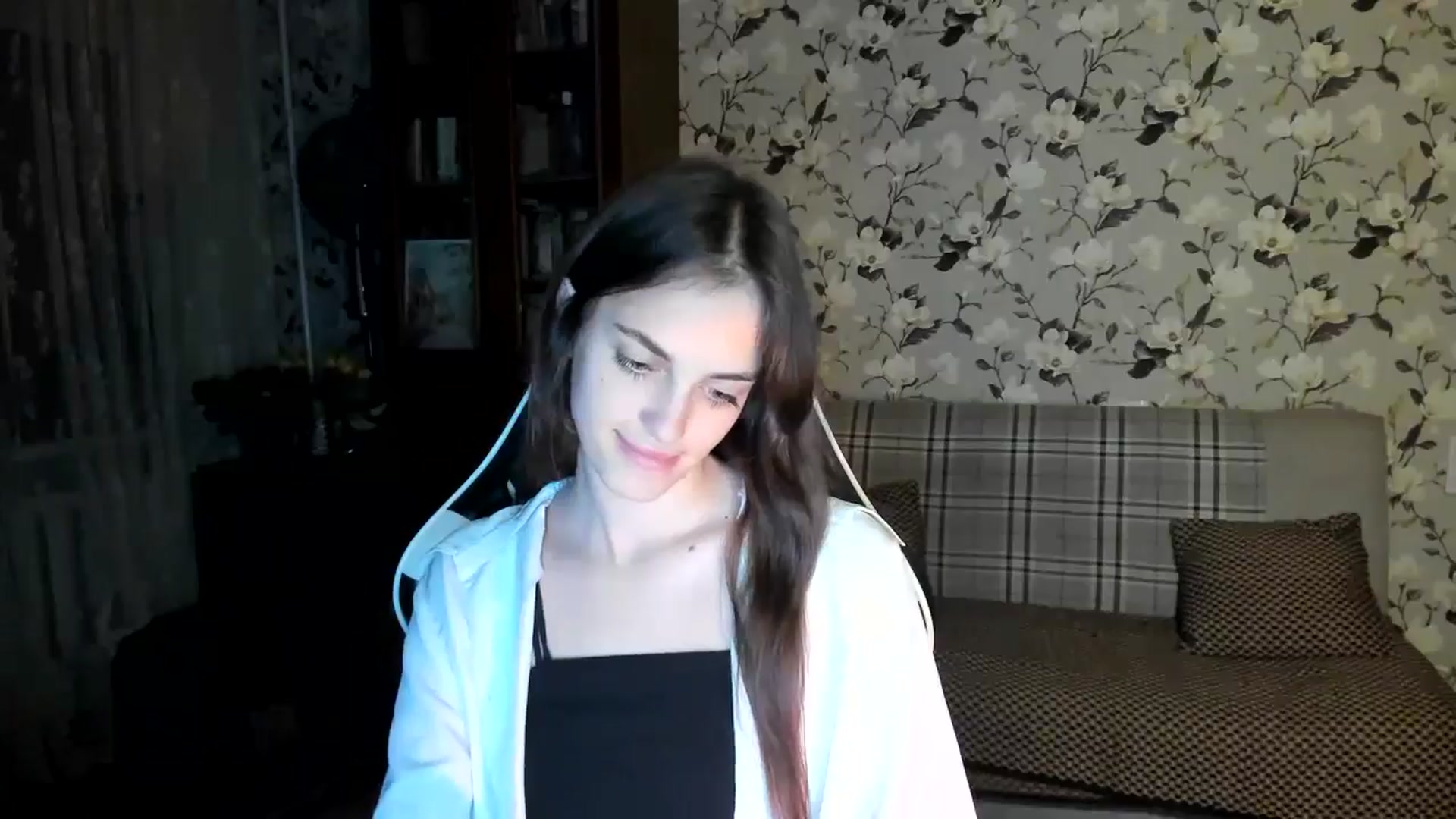 Gallery image thumbnail from Dashamoxy's myfreecams stream on, 10/27/2025, 15:26 image 14 of 20