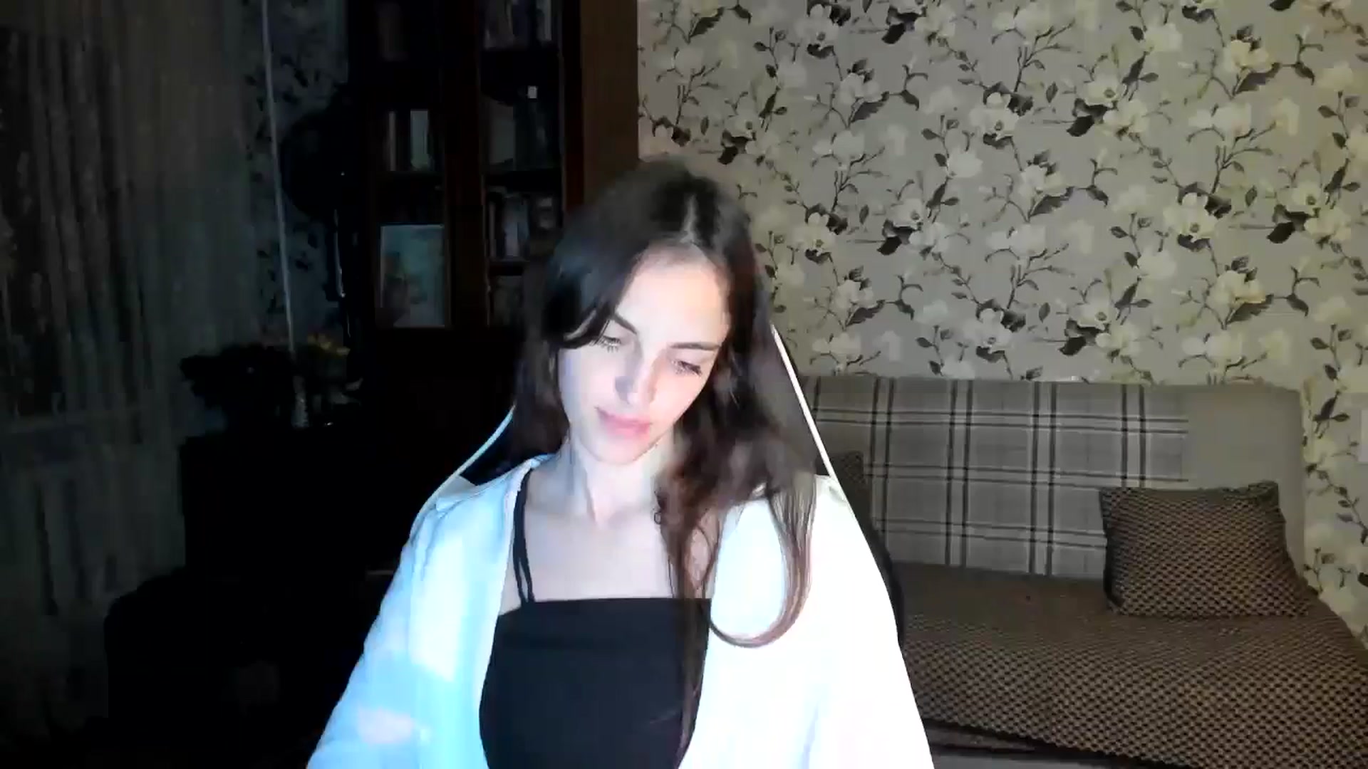 Gallery image thumbnail from Dashamoxy's myfreecams stream on, 10/27/2025, 15:26 image 8 of 20