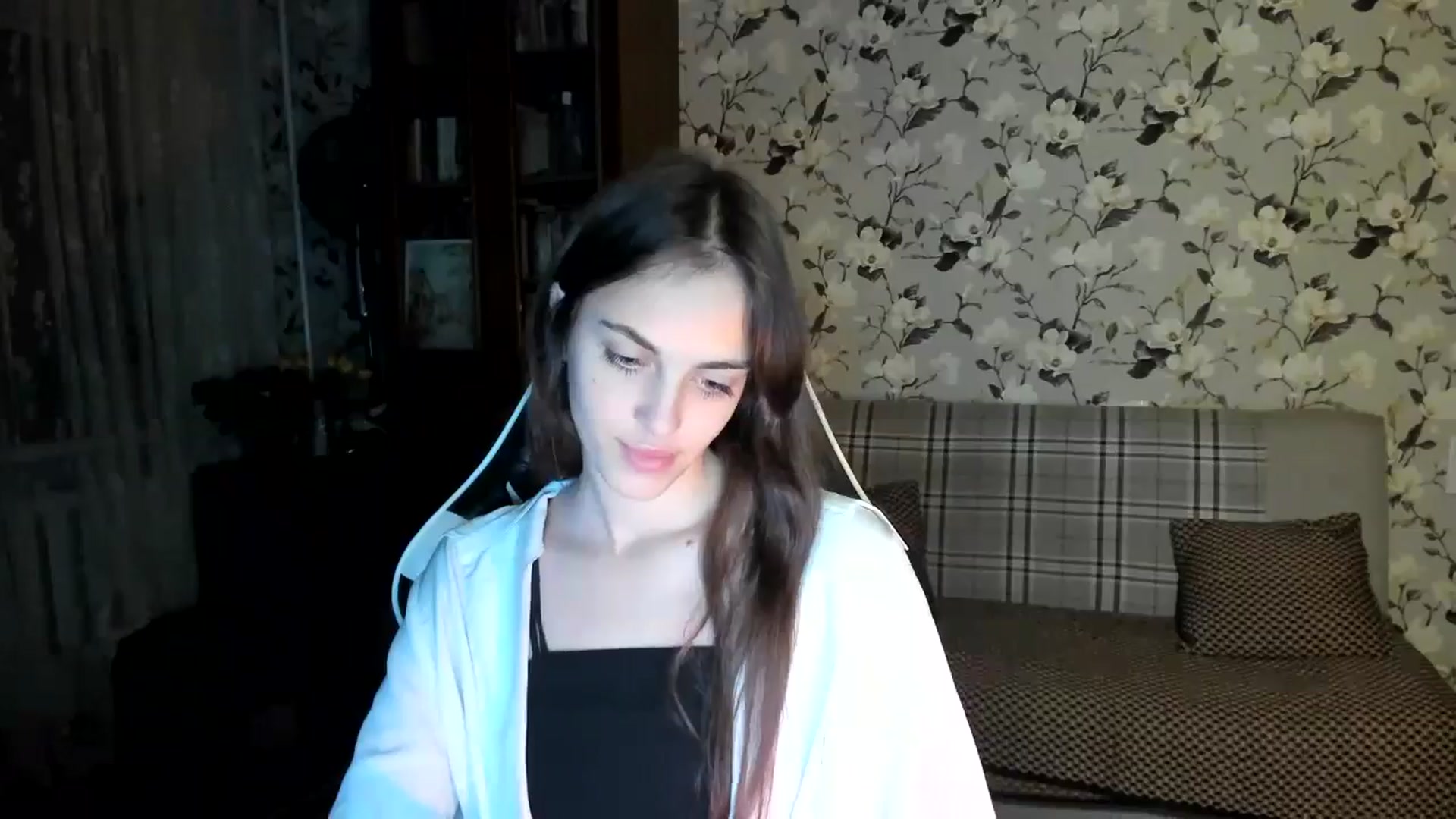 Gallery image thumbnail from Dashamoxy's myfreecams stream on, 10/27/2025, 15:26 image 11 of 20