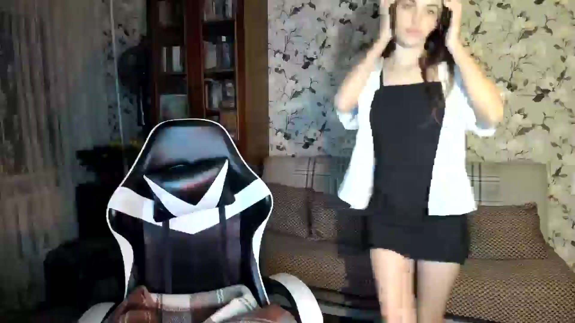 Gallery image thumbnail from Dashamoxy's myfreecams stream on, 10/27/2025, 15:26 image 10 of 20
