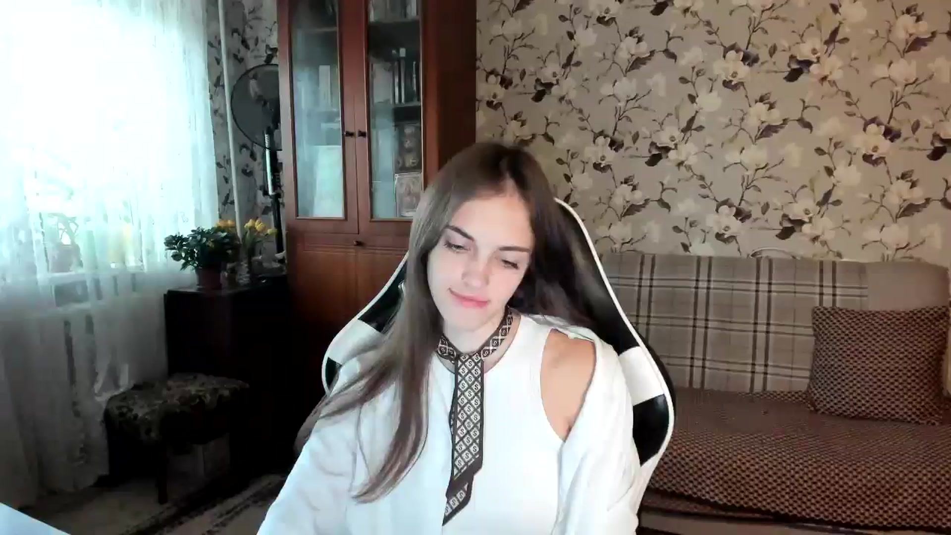 Gallery image thumbnail from Dashamoxy's myfreecams stream on, 10/29/2025, 11:08 image 2 of 20