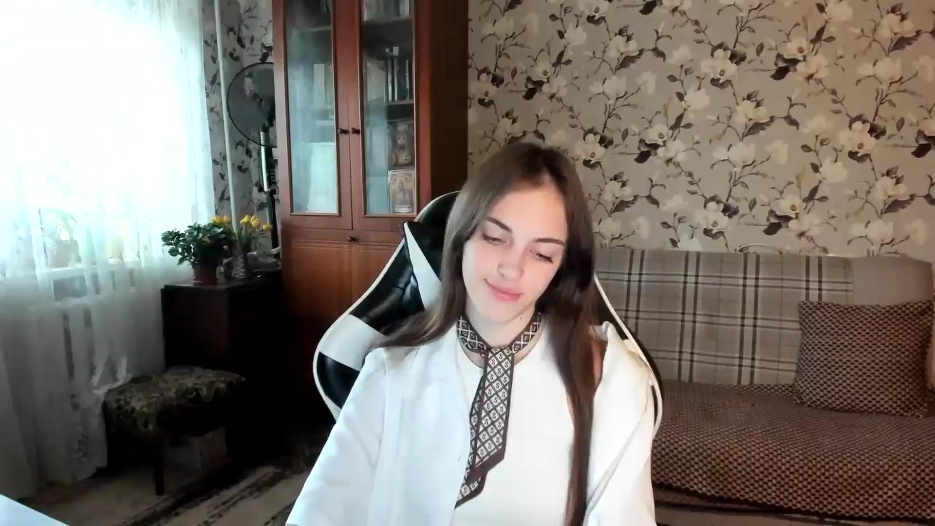 Gallery image thumbnail from Dashamoxy's myfreecams stream on, 10/29/2025, 11:08 image 17 of 20