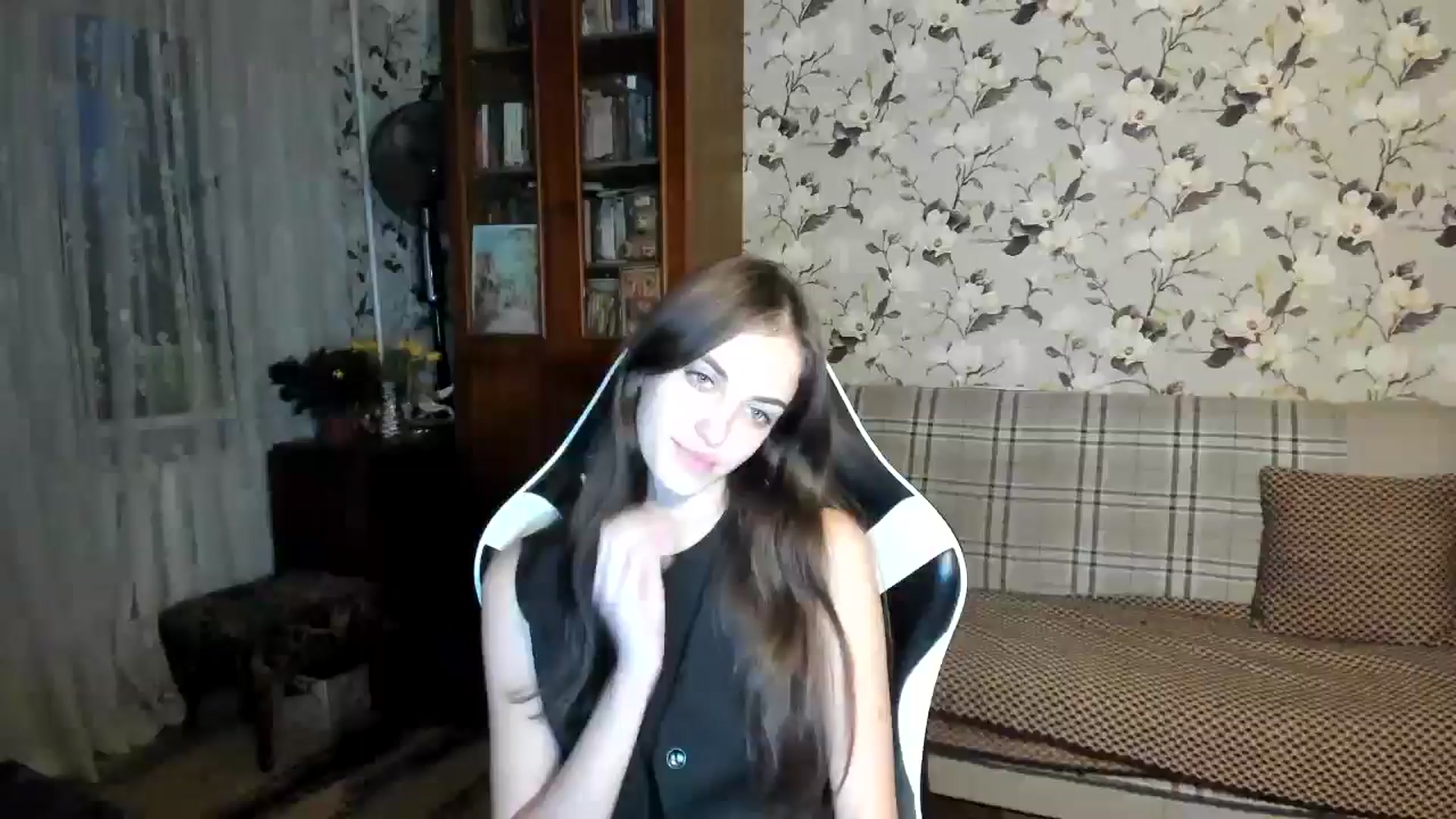 Gallery image thumbnail from Dashamoxy's myfreecams stream on, 10/30/2025, 15:20 image 16 of 20
