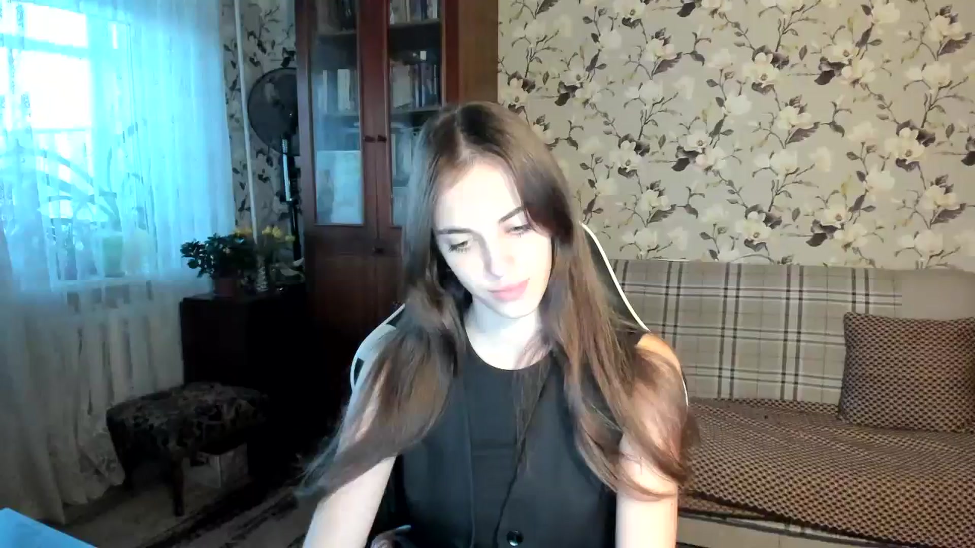 Gallery image thumbnail from Dashamoxy's myfreecams stream on, 10/30/2025, 15:20 image 4 of 20