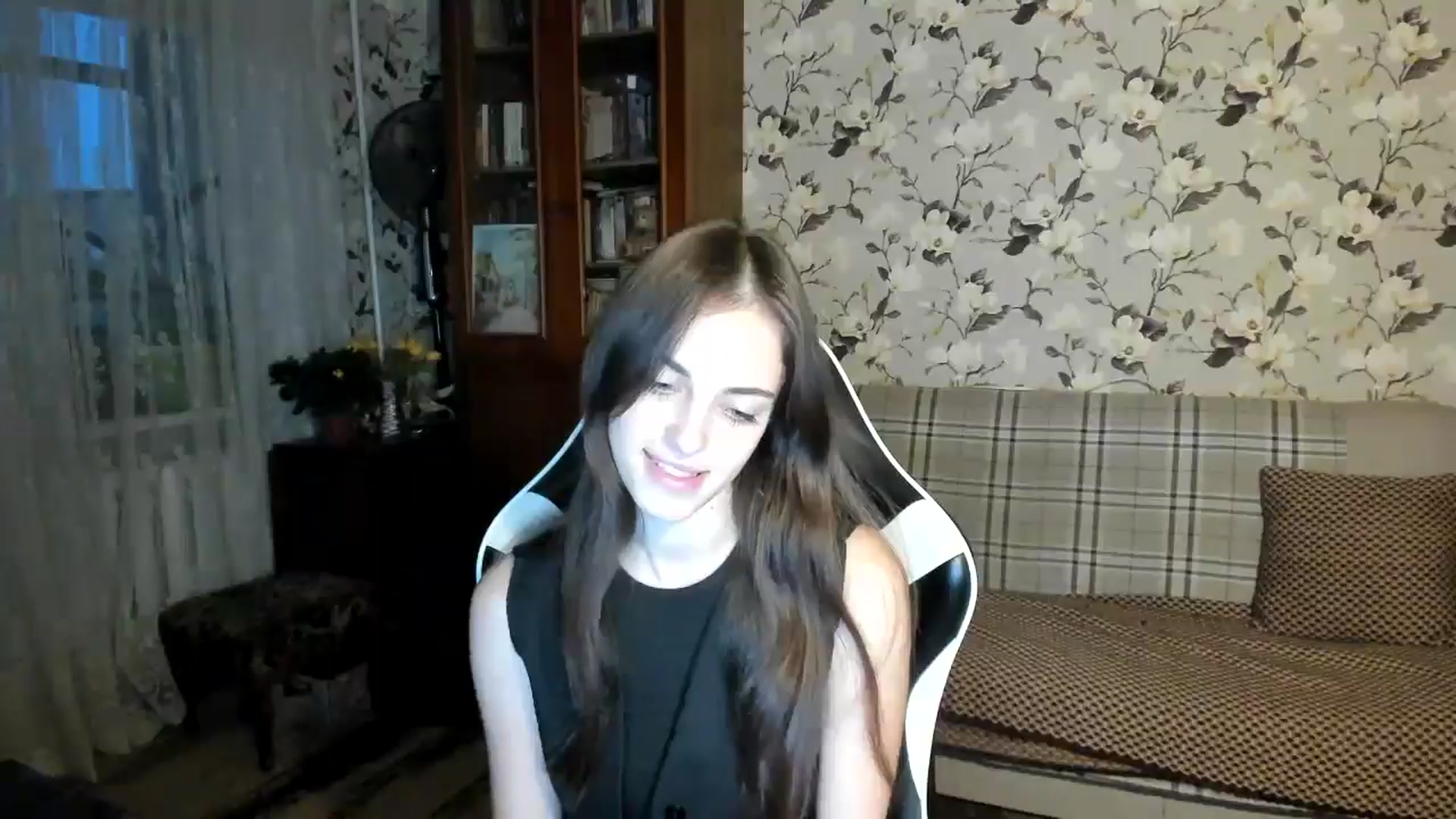 Gallery image thumbnail from Dashamoxy's myfreecams stream on, 10/30/2025, 15:20 image 13 of 20