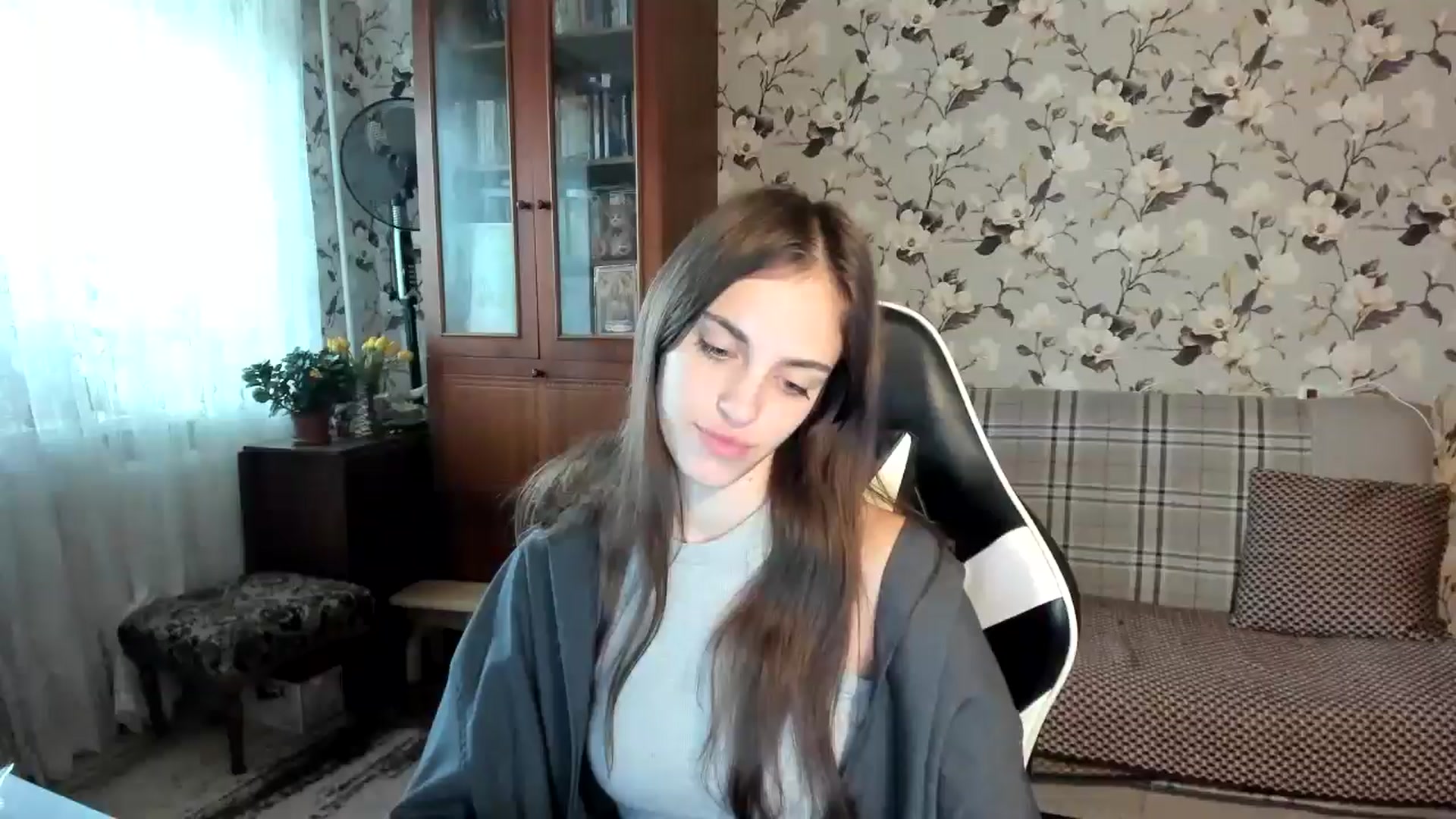 Gallery image thumbnail from Dashamoxy's myfreecams stream on, 11/01/2025, 11:19 image 12 of 20