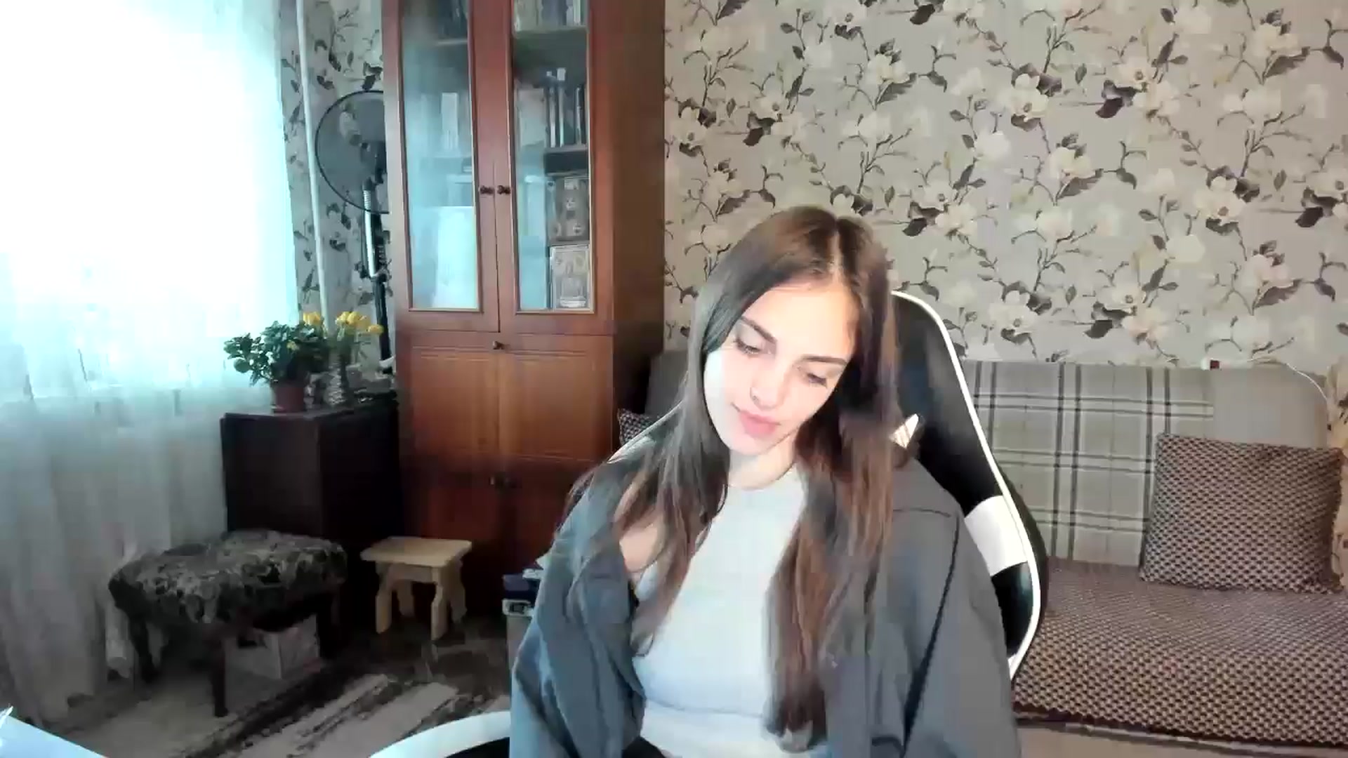 Gallery image thumbnail from Dashamoxy's myfreecams stream on, 11/01/2025, 11:19 image 6 of 20