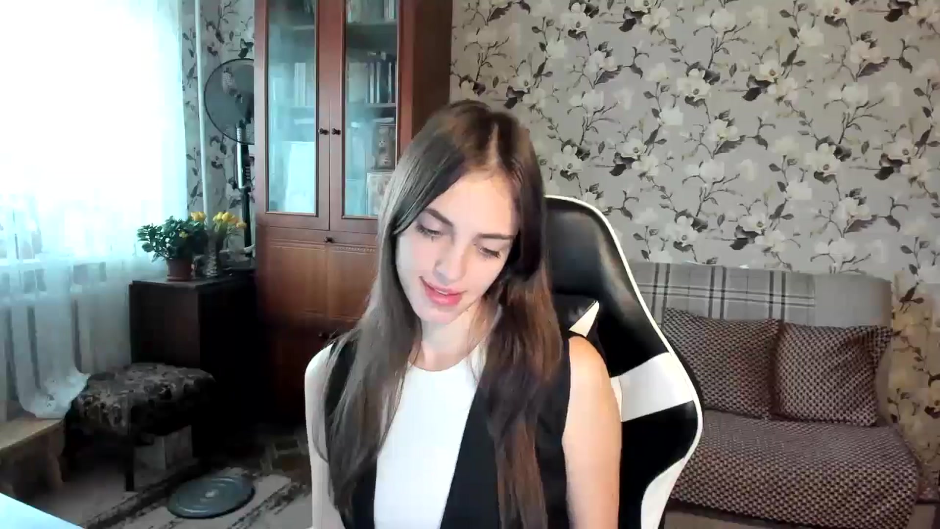 Gallery image thumbnail from Dashamoxy's myfreecams stream on, 11/05/2025, 11:11 image 19 of 20