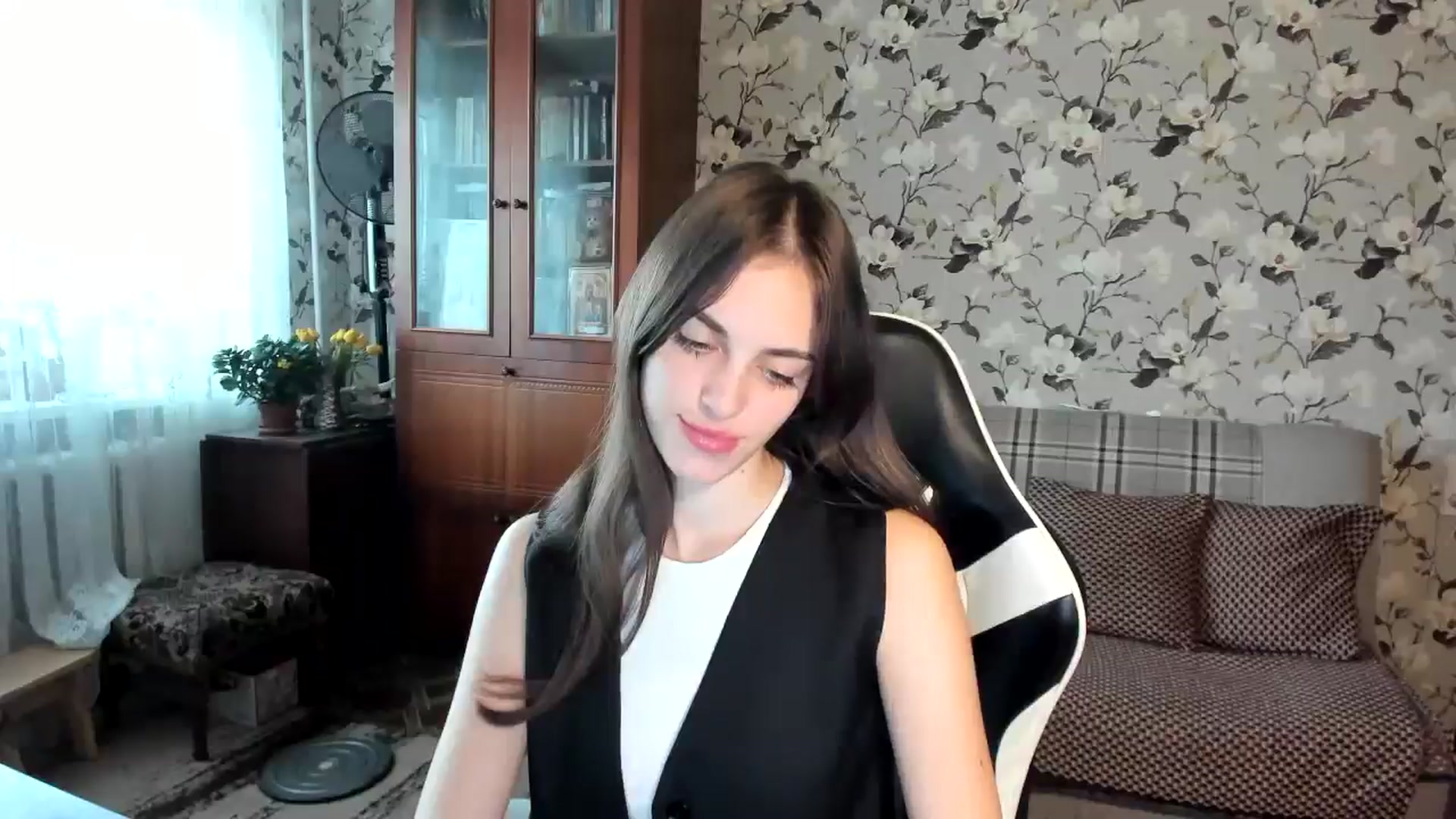 Gallery image thumbnail from Dashamoxy's myfreecams stream on, 11/05/2025, 11:11 image 9 of 20
