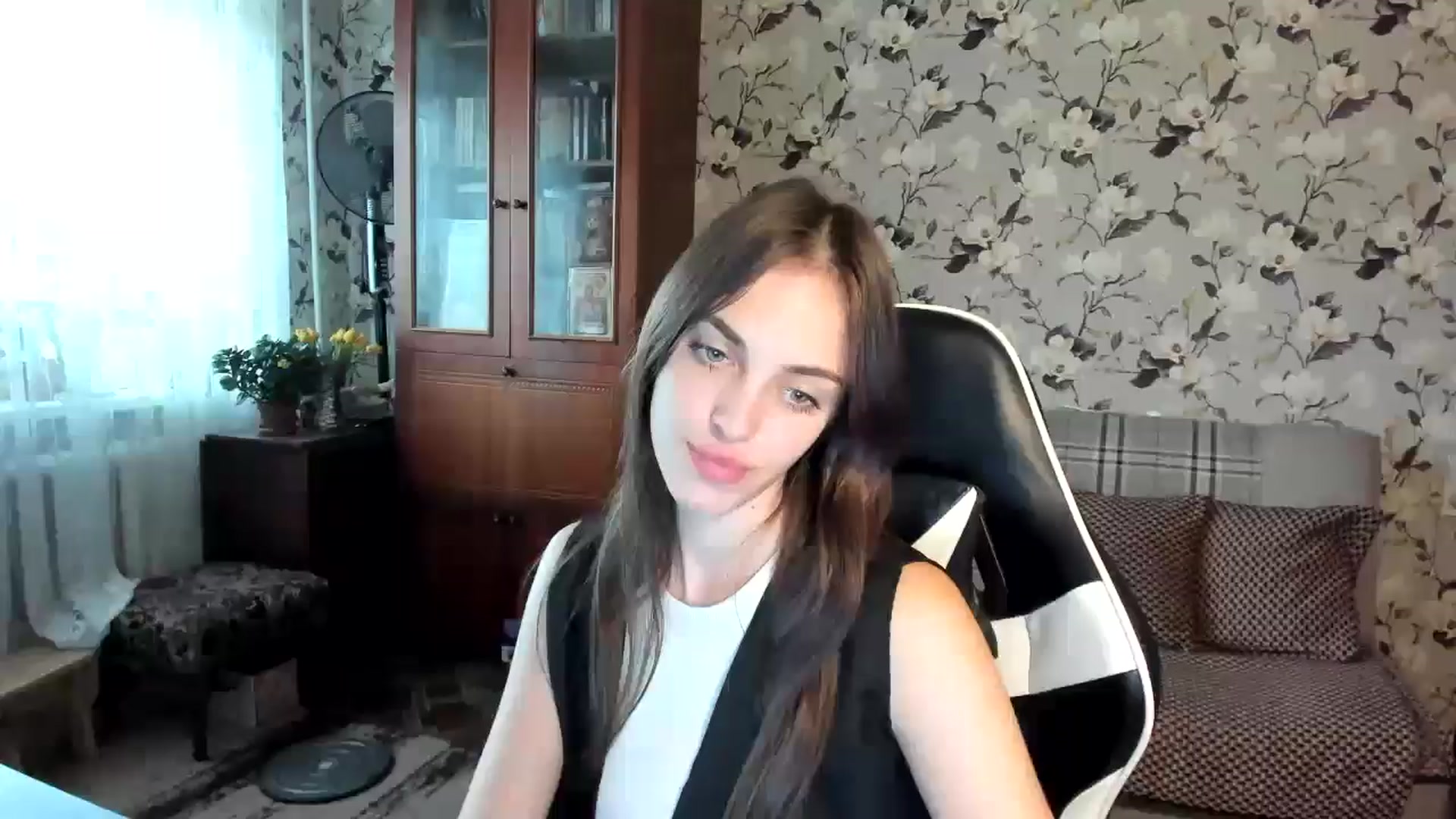 Gallery image thumbnail from Dashamoxy's myfreecams stream on, 11/05/2025, 12:16 image 12 of 20