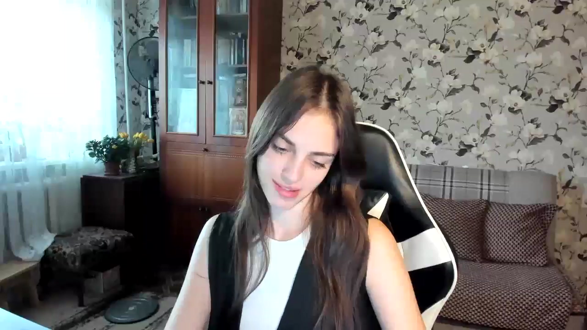 Gallery image thumbnail from Dashamoxy's myfreecams stream on, 11/05/2025, 12:16 image 6 of 20