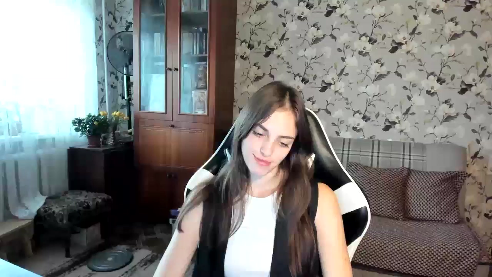 Gallery image thumbnail from Dashamoxy's myfreecams stream on, 11/05/2025, 12:16 image 17 of 20