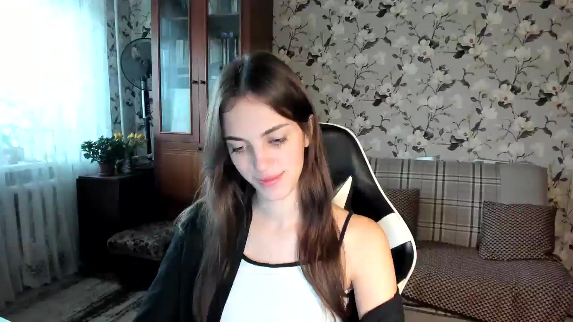 Gallery image thumbnail from Dashamoxy's myfreecams stream on, 11/10/2025, 07:05 image 9 of 20