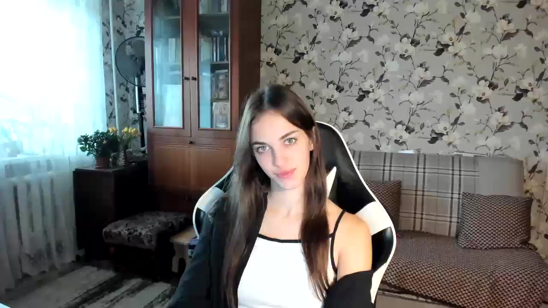 Gallery image thumbnail from Dashamoxy's myfreecams stream on, 11/10/2025, 07:05 image 11 of 20