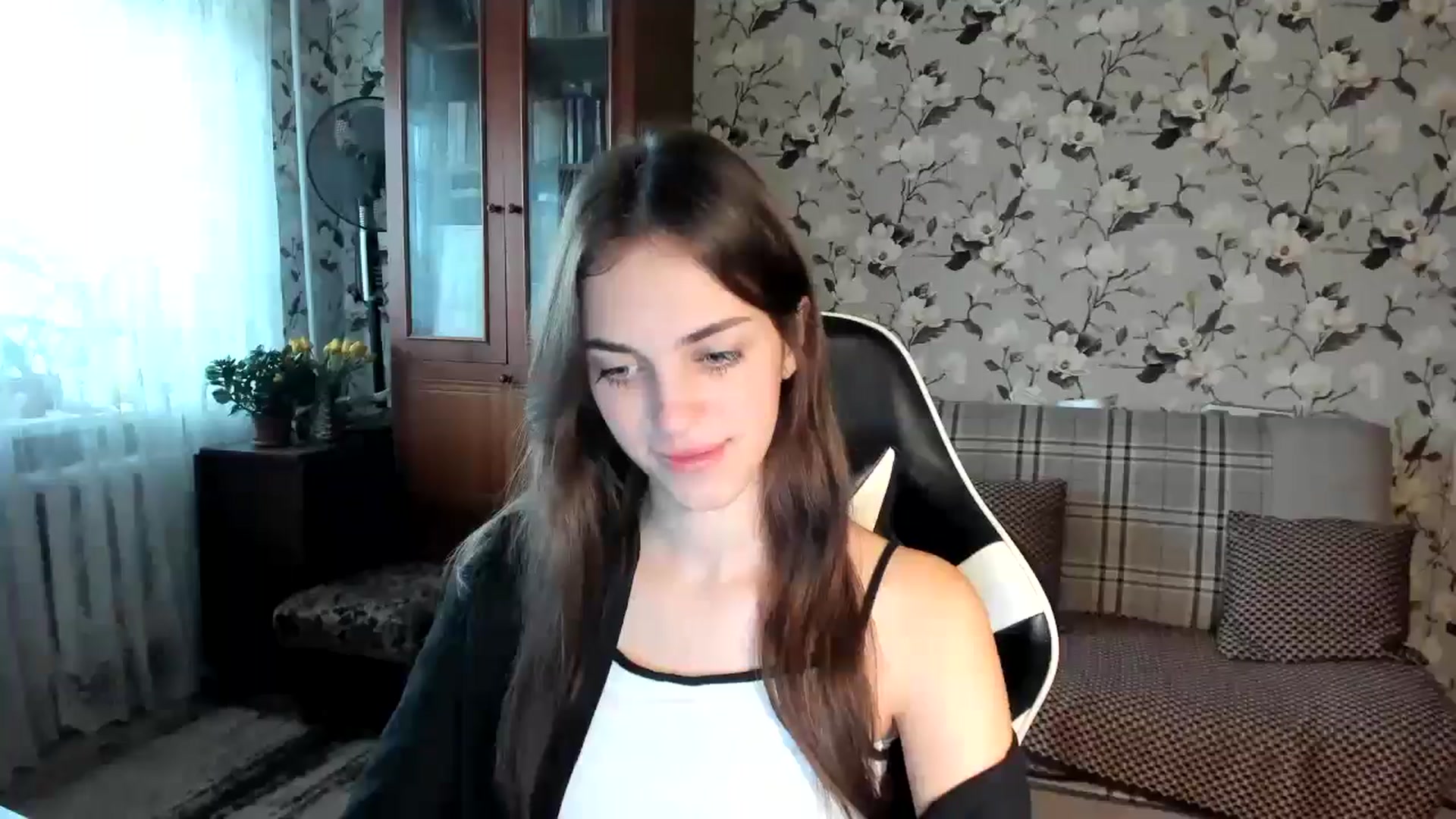Gallery image thumbnail from Dashamoxy's myfreecams stream on, 11/10/2025, 07:05 image 7 of 20