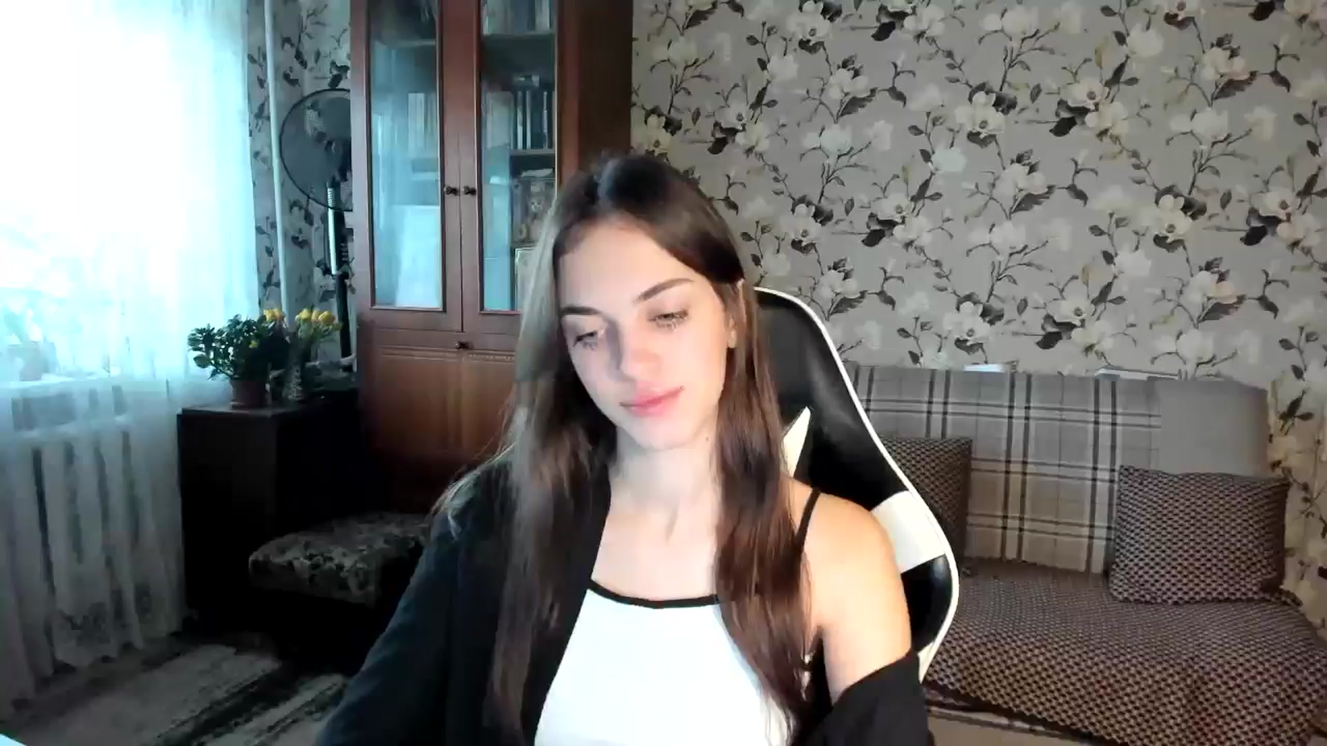 Gallery image thumbnail from Dashamoxy's myfreecams stream on, 11/10/2025, 07:05 image 2 of 20
