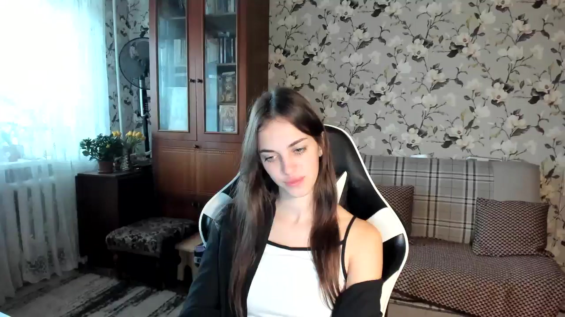 Gallery image thumbnail from Dashamoxy's myfreecams stream on, 11/10/2025, 07:05 image 12 of 20