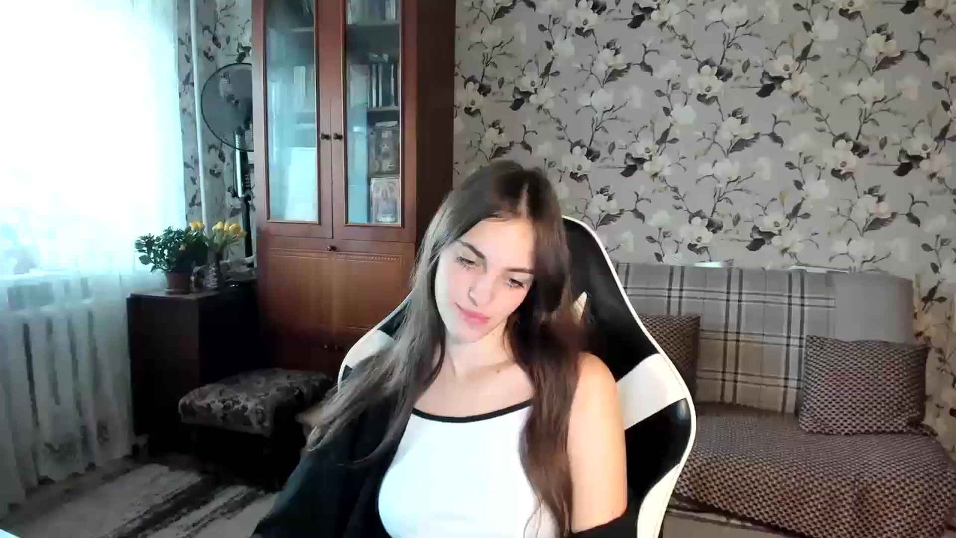 Gallery image thumbnail from Dashamoxy's myfreecams stream on, 11/10/2025, 09:04 image 10 of 20