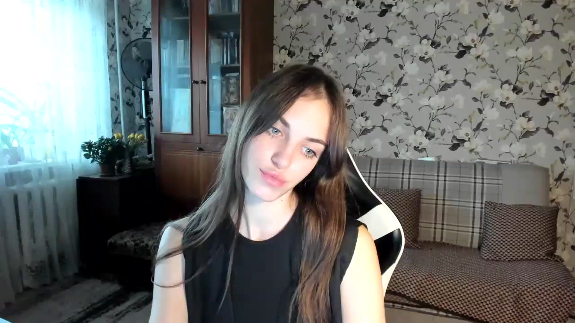 Gallery image thumbnail from Dashamoxy's myfreecams stream on, 11/10/2025, 09:04 image 20 of 20
