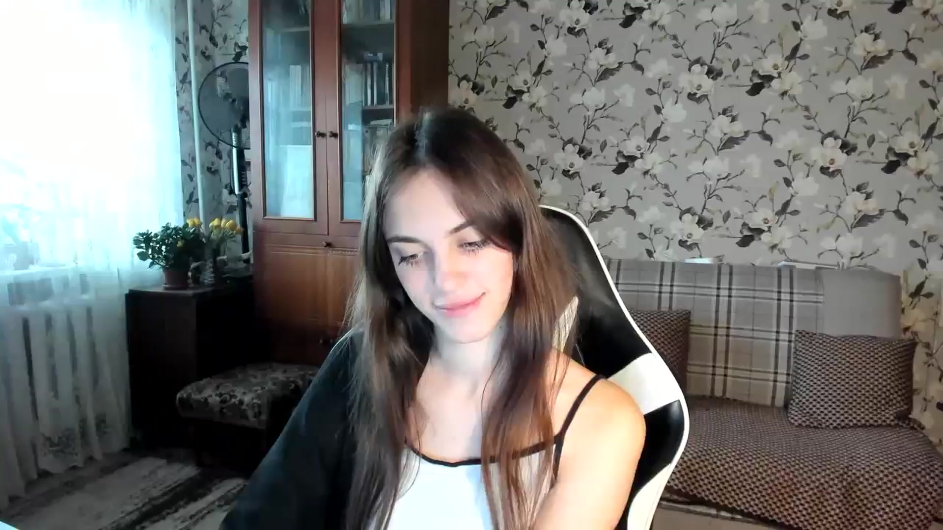 Gallery image thumbnail from Dashamoxy's myfreecams stream on, 11/10/2025, 09:04 image 16 of 20