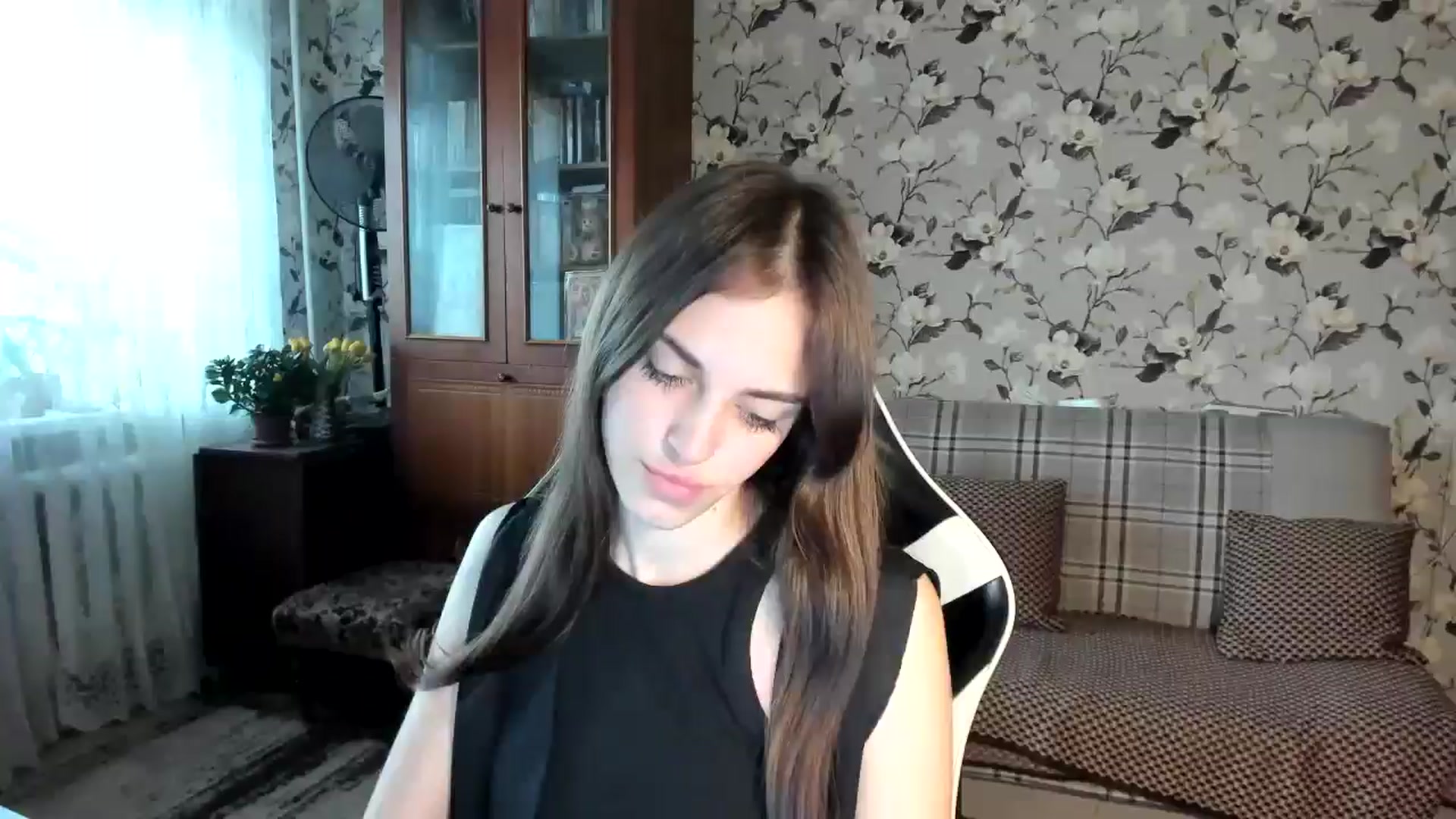 Gallery image thumbnail from Dashamoxy's myfreecams stream on, 11/10/2025, 09:04 image 19 of 20