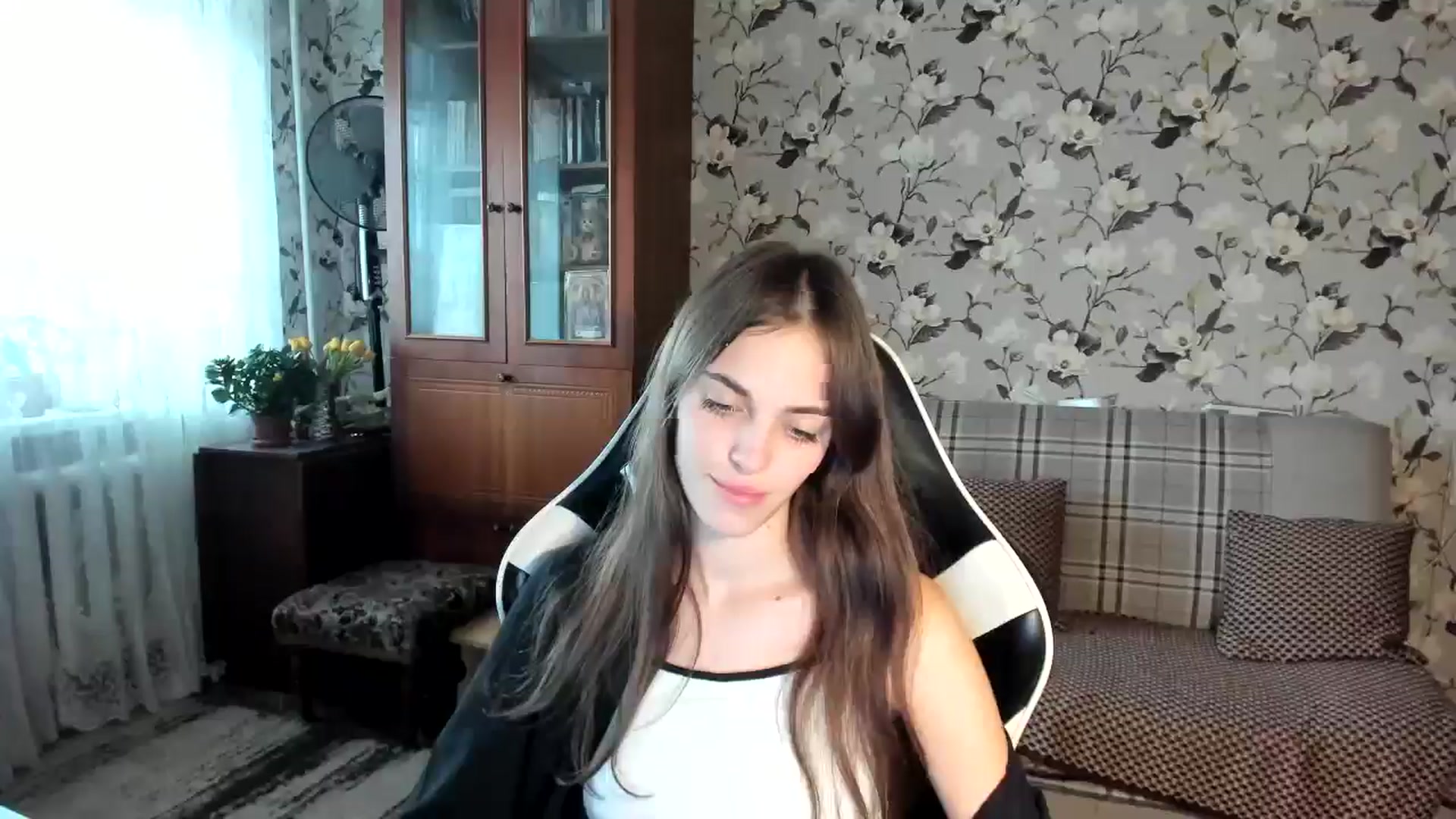 Gallery image thumbnail from Dashamoxy's myfreecams stream on, 11/10/2025, 09:04 image 9 of 20
