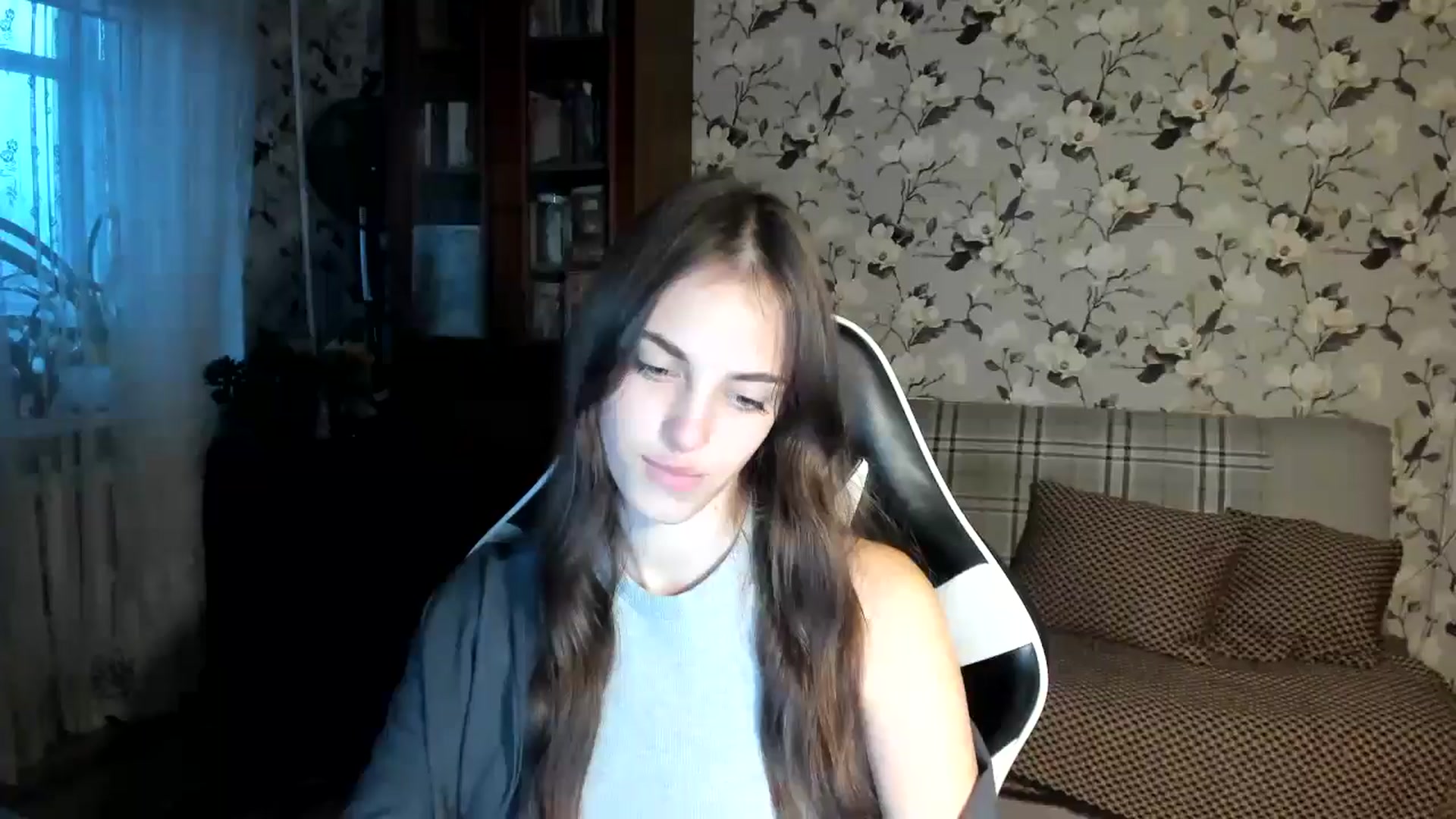 Gallery image thumbnail from Dashamoxy's myfreecams stream on, 11/11/2025, 14:33 image 10 of 20