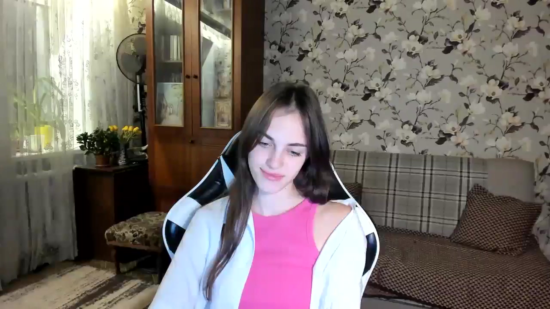 Gallery image thumbnail from Dashamoxy's myfreecams stream on, 11/14/2025, 14:57 image 4 of 20