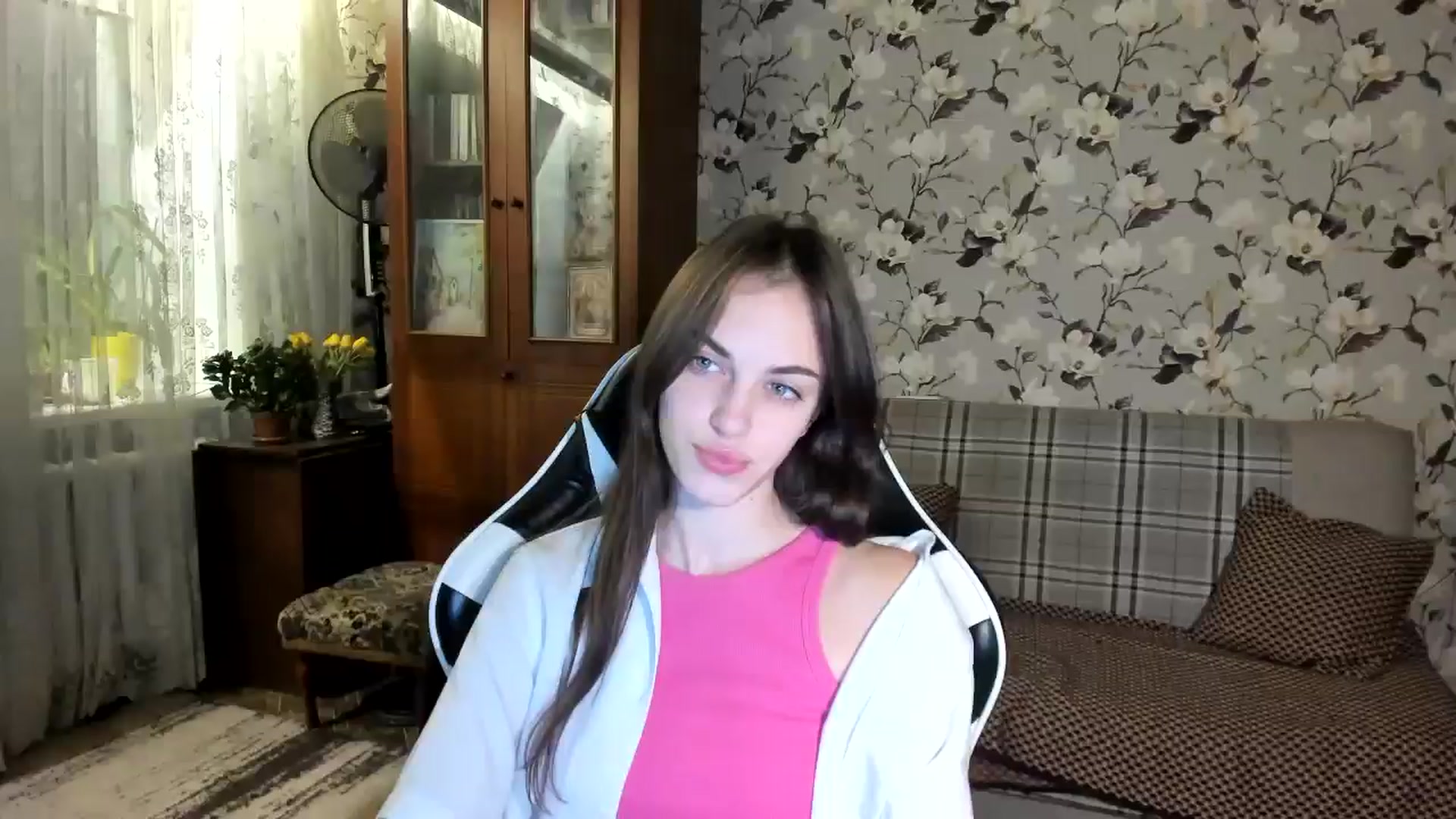 Gallery image thumbnail from Dashamoxy's myfreecams stream on, 11/14/2025, 14:57 image 1 of 20